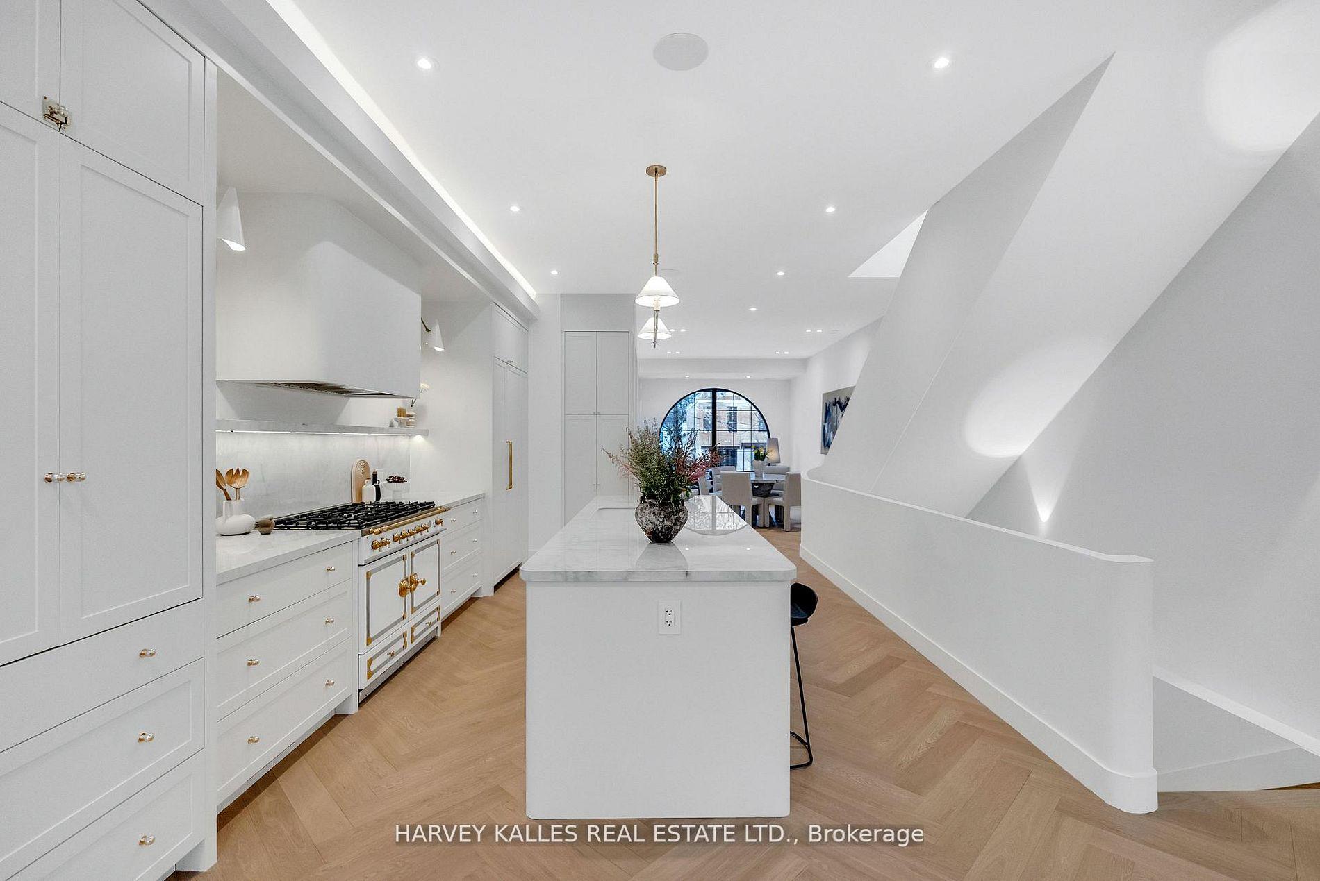 101 Briar Hill Avenue