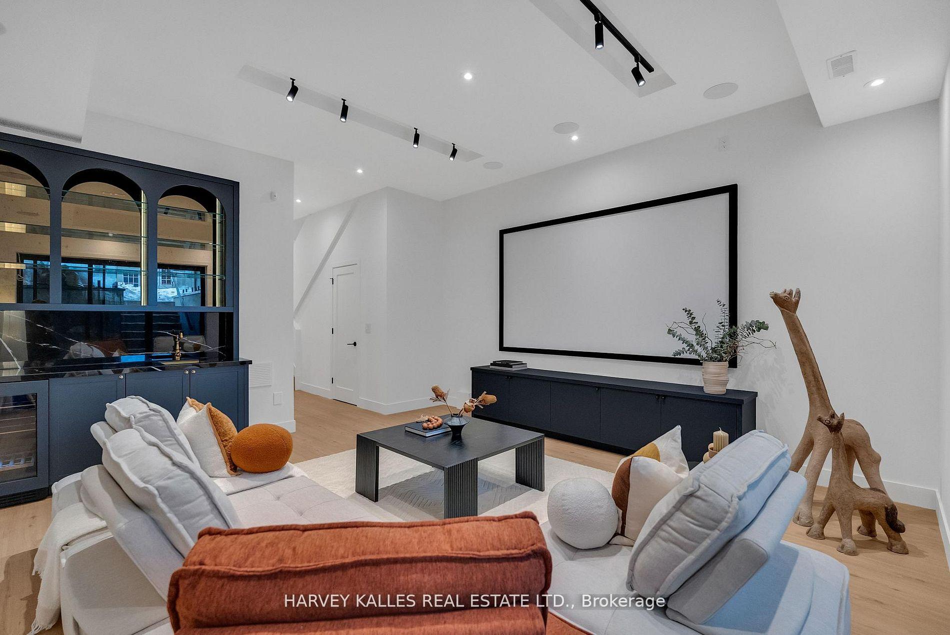 101 Briar Hill Avenue