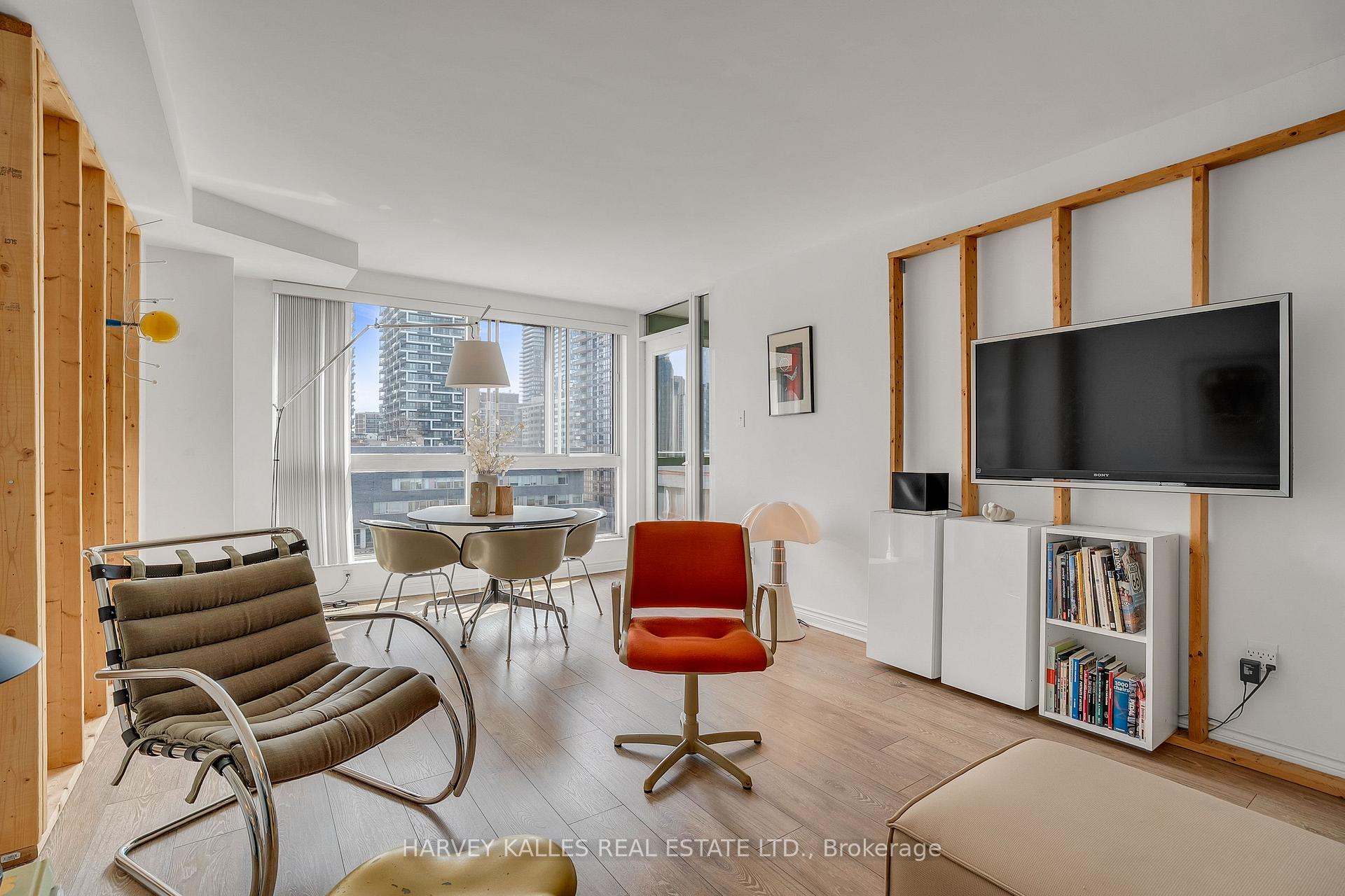 7 Broadway Avenue 609