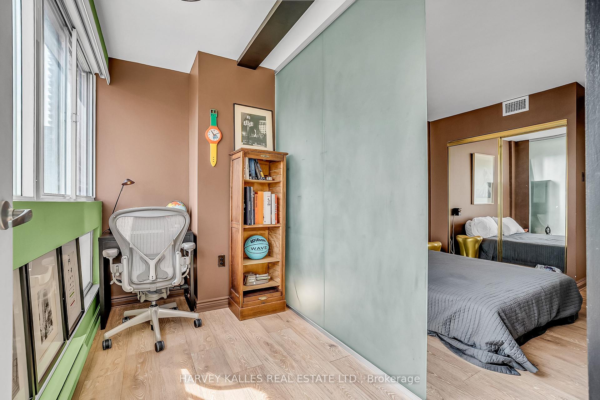 7 Broadway Avenue 609