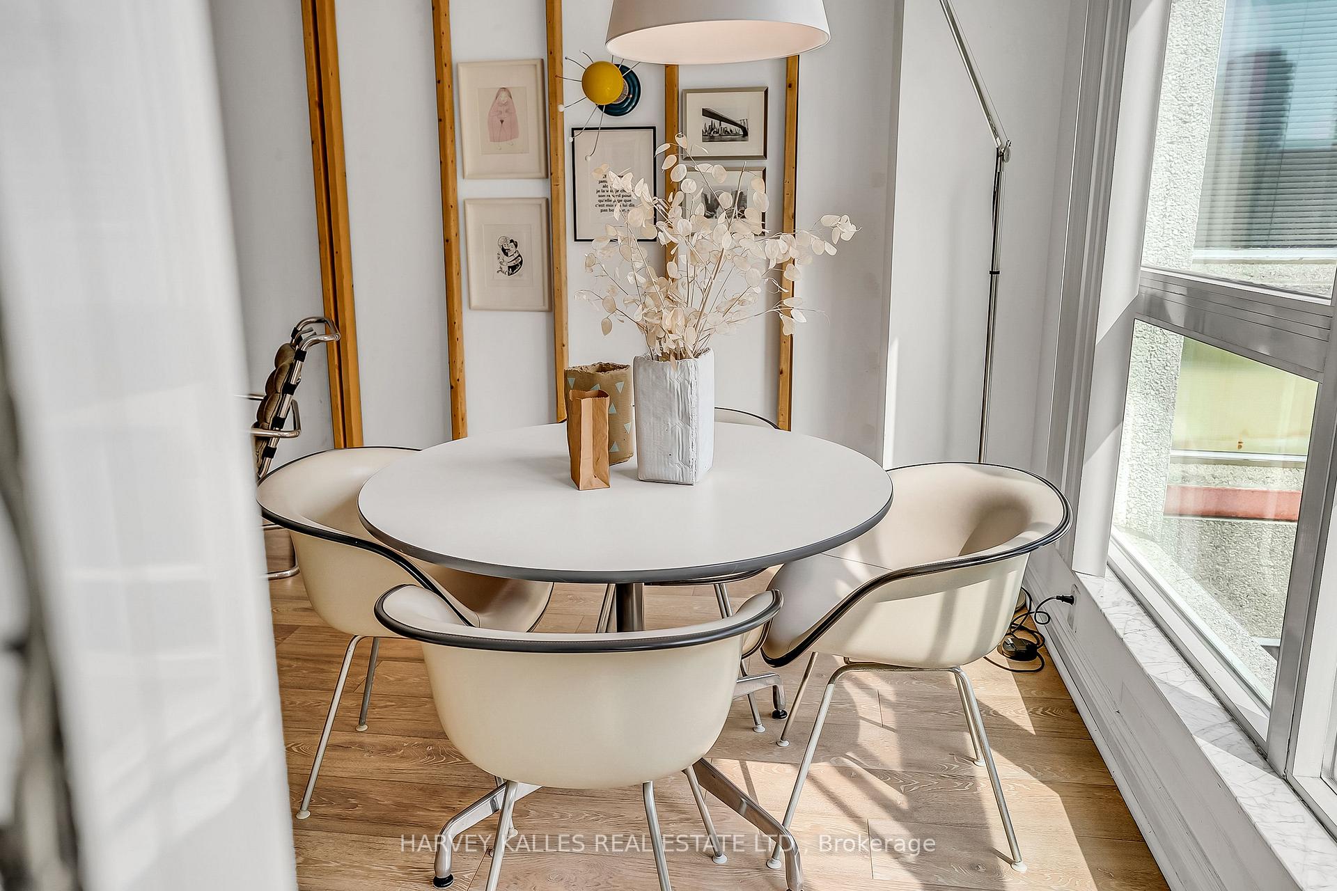 7 Broadway Avenue 609