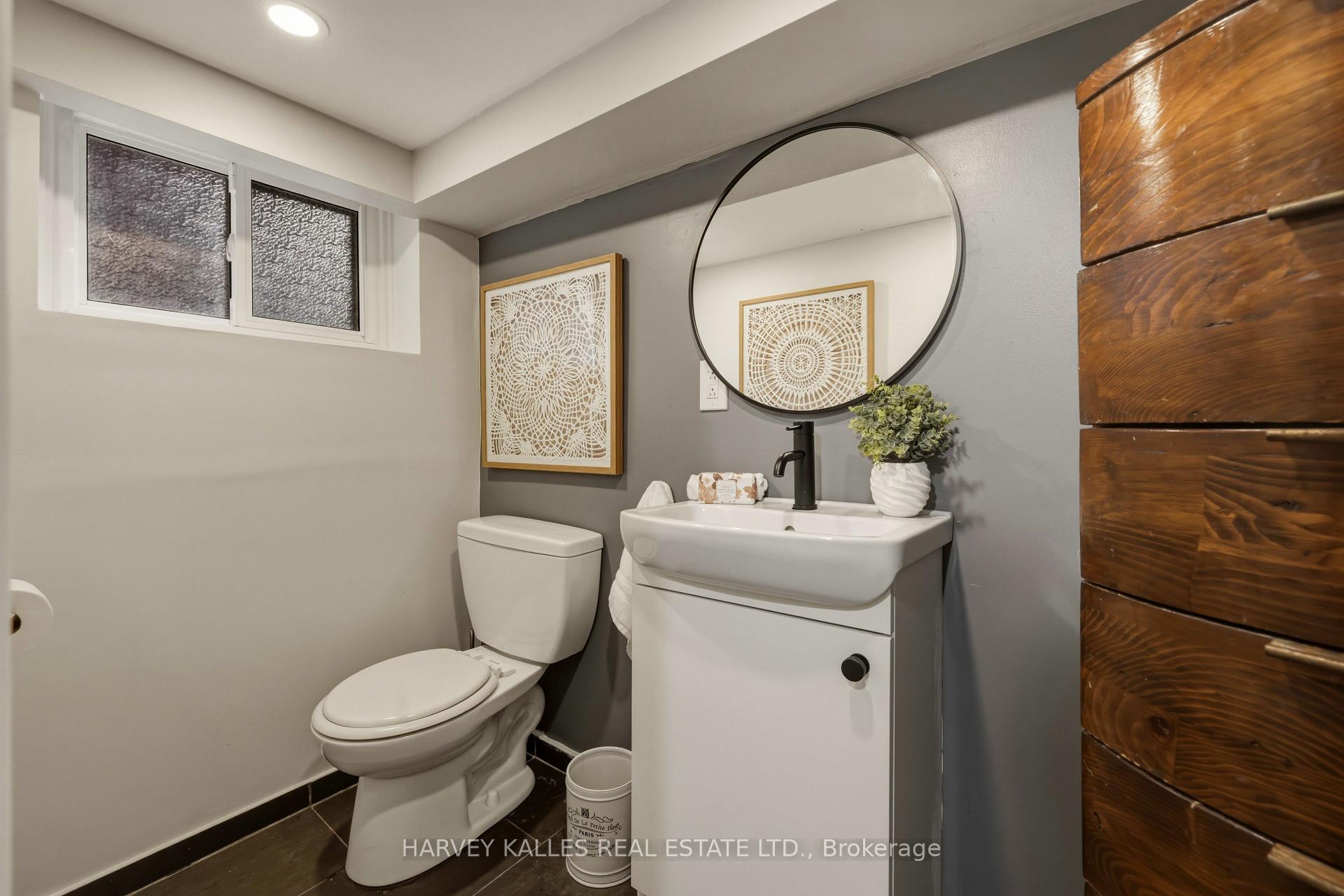 683 Hillsdale Avenue E