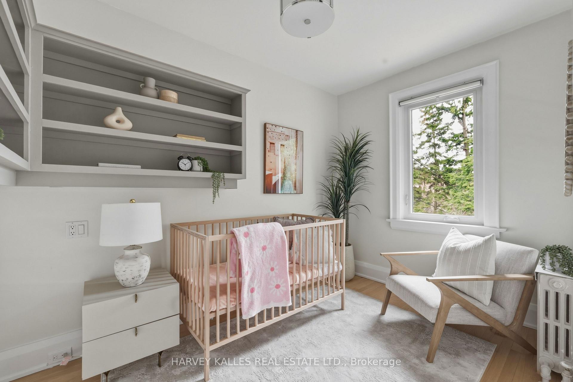 683 Hillsdale Avenue E