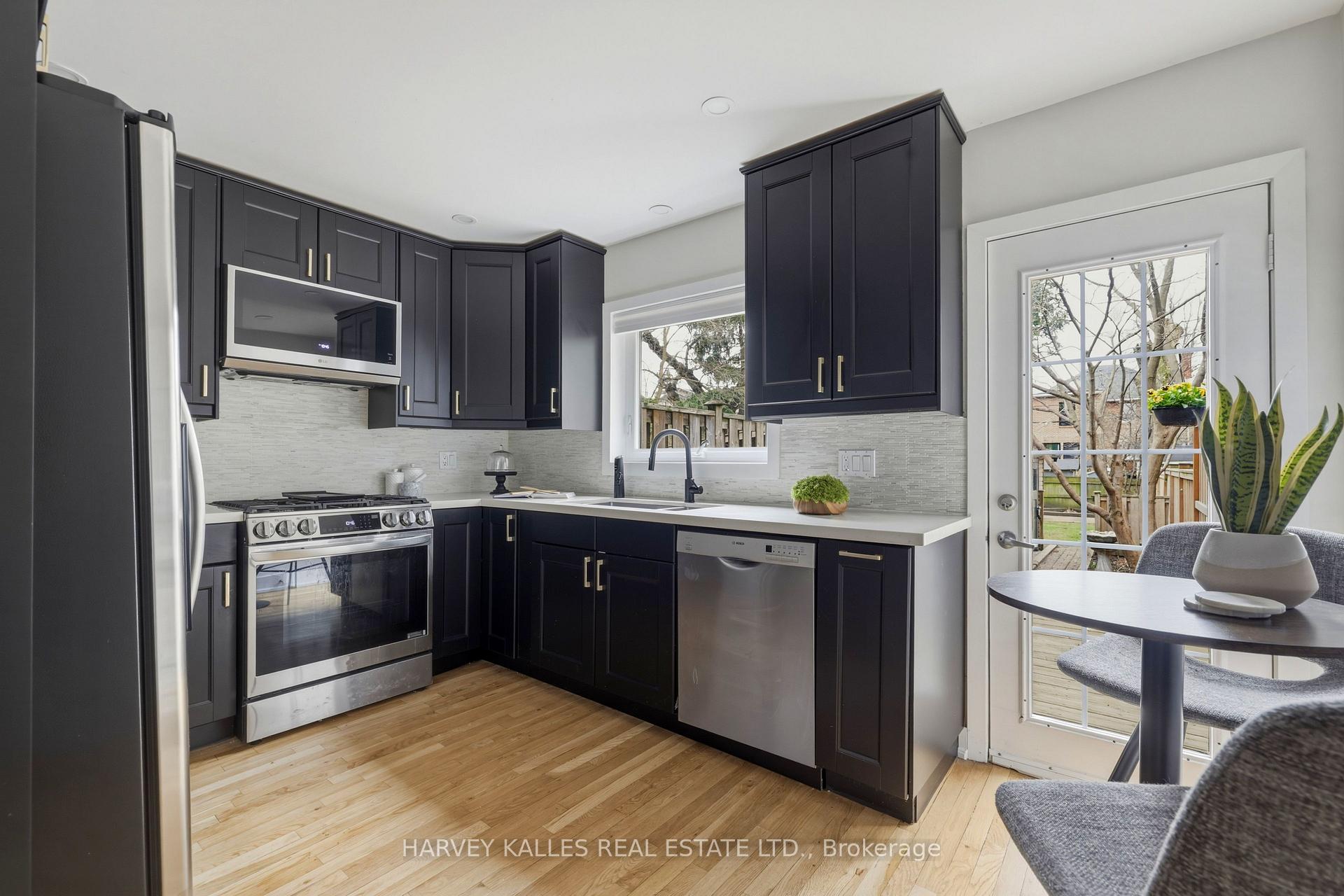 683 Hillsdale Avenue E