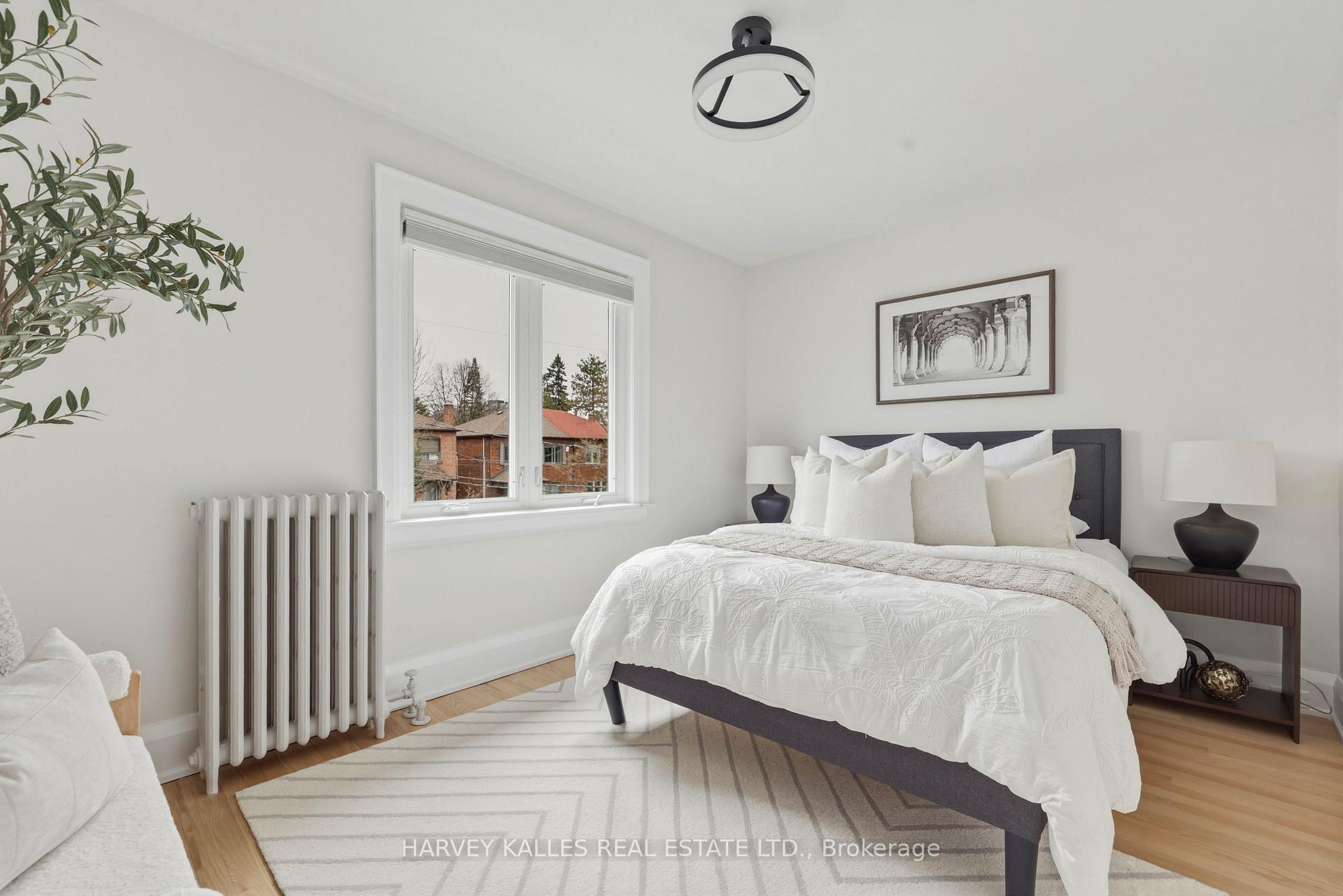 683 Hillsdale Avenue E