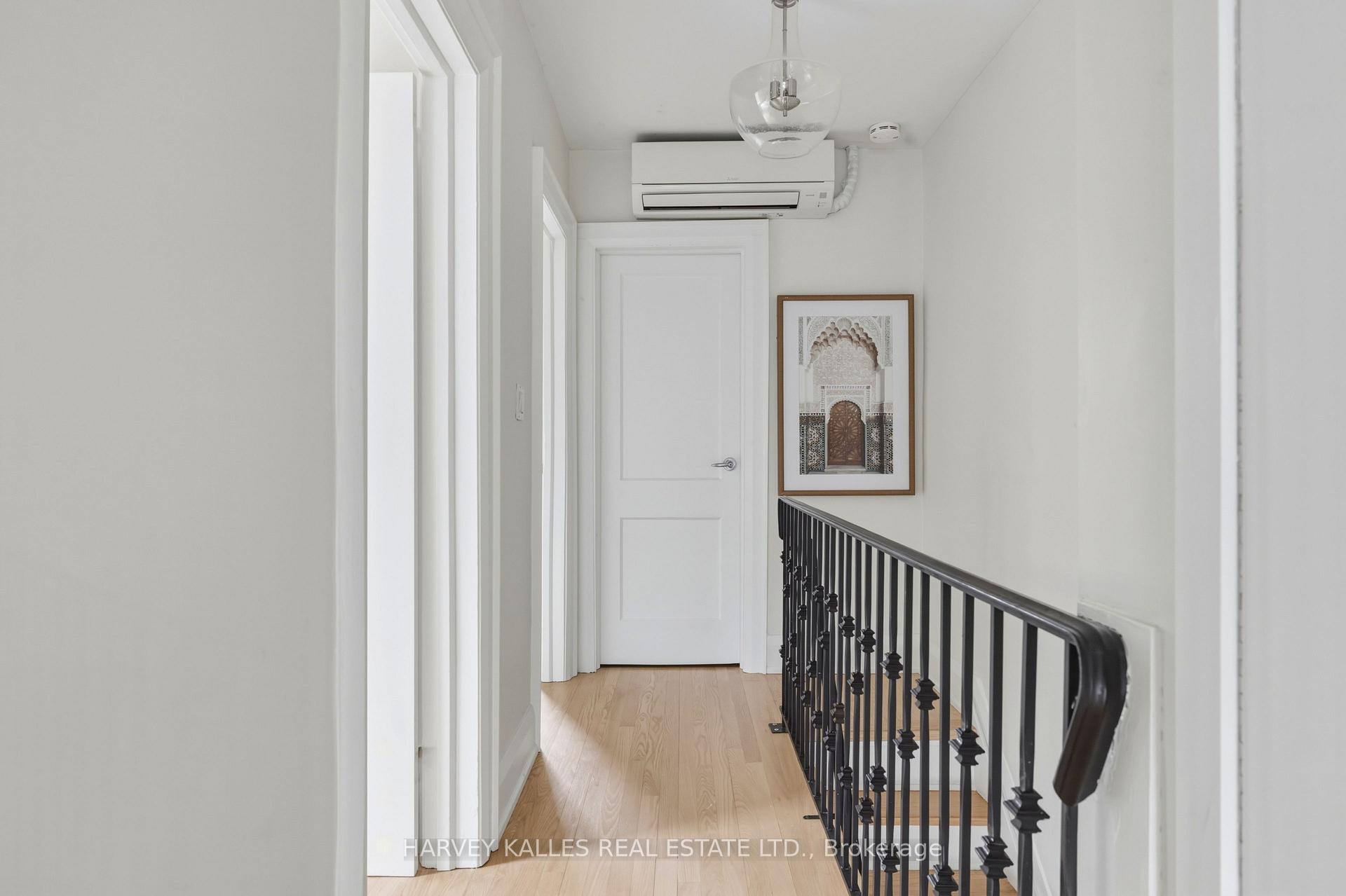 683 Hillsdale Avenue E