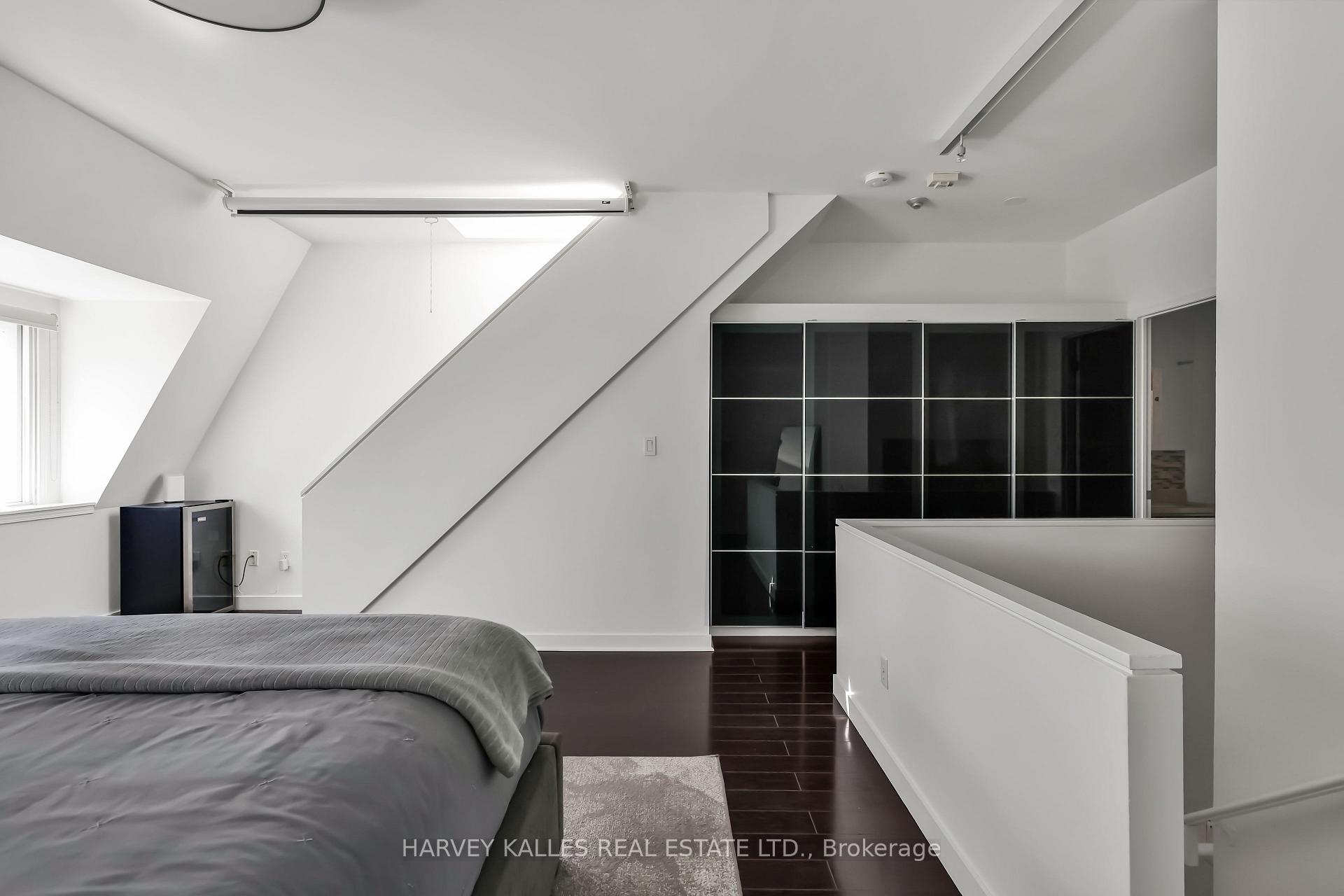 500 Richmond Street W Ph29