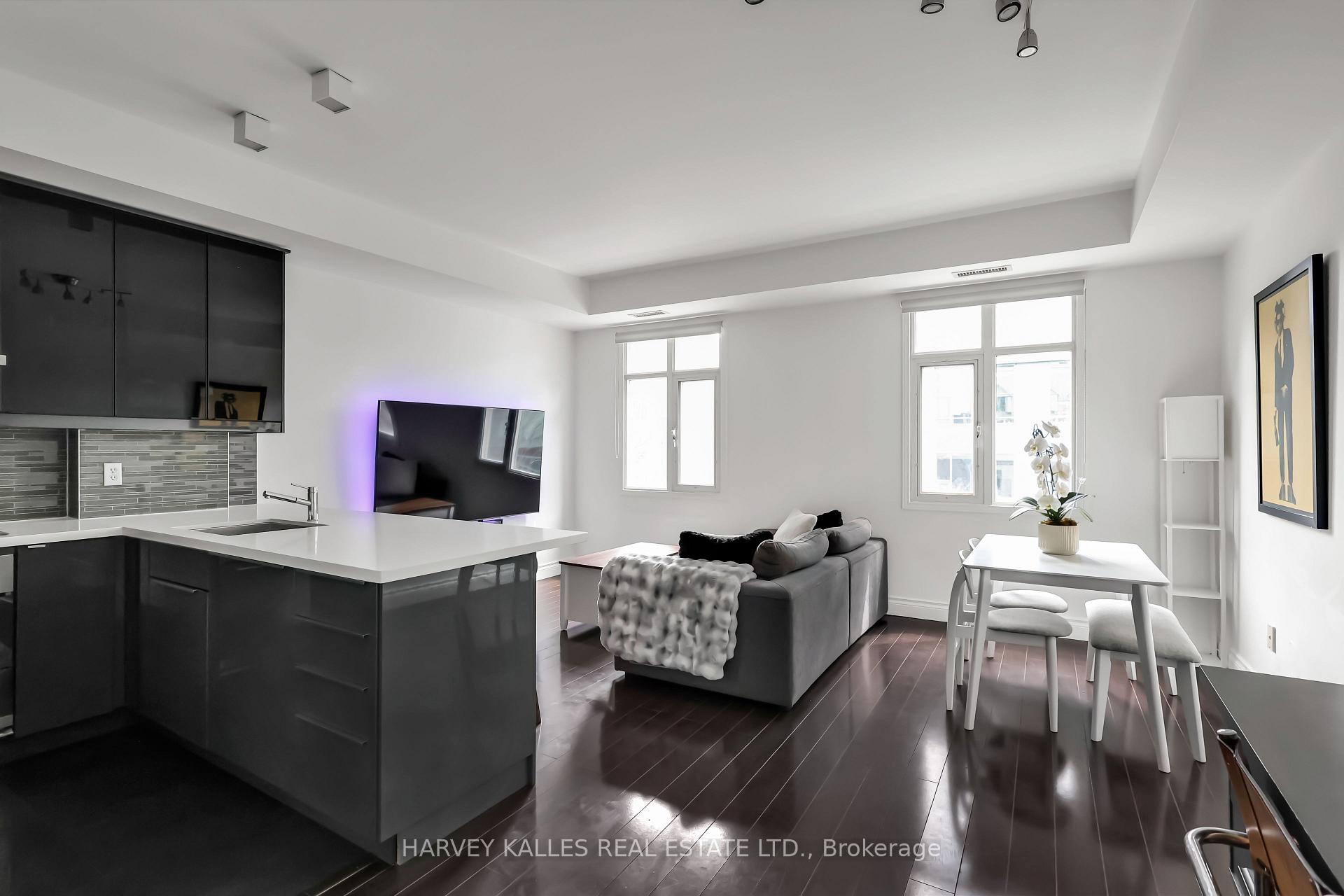 500 Richmond Street W Ph29