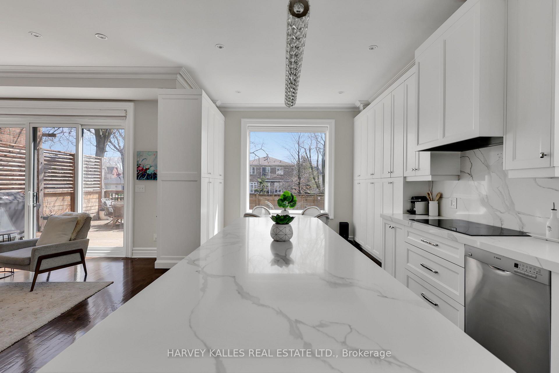 131 Bannockburn Avenue