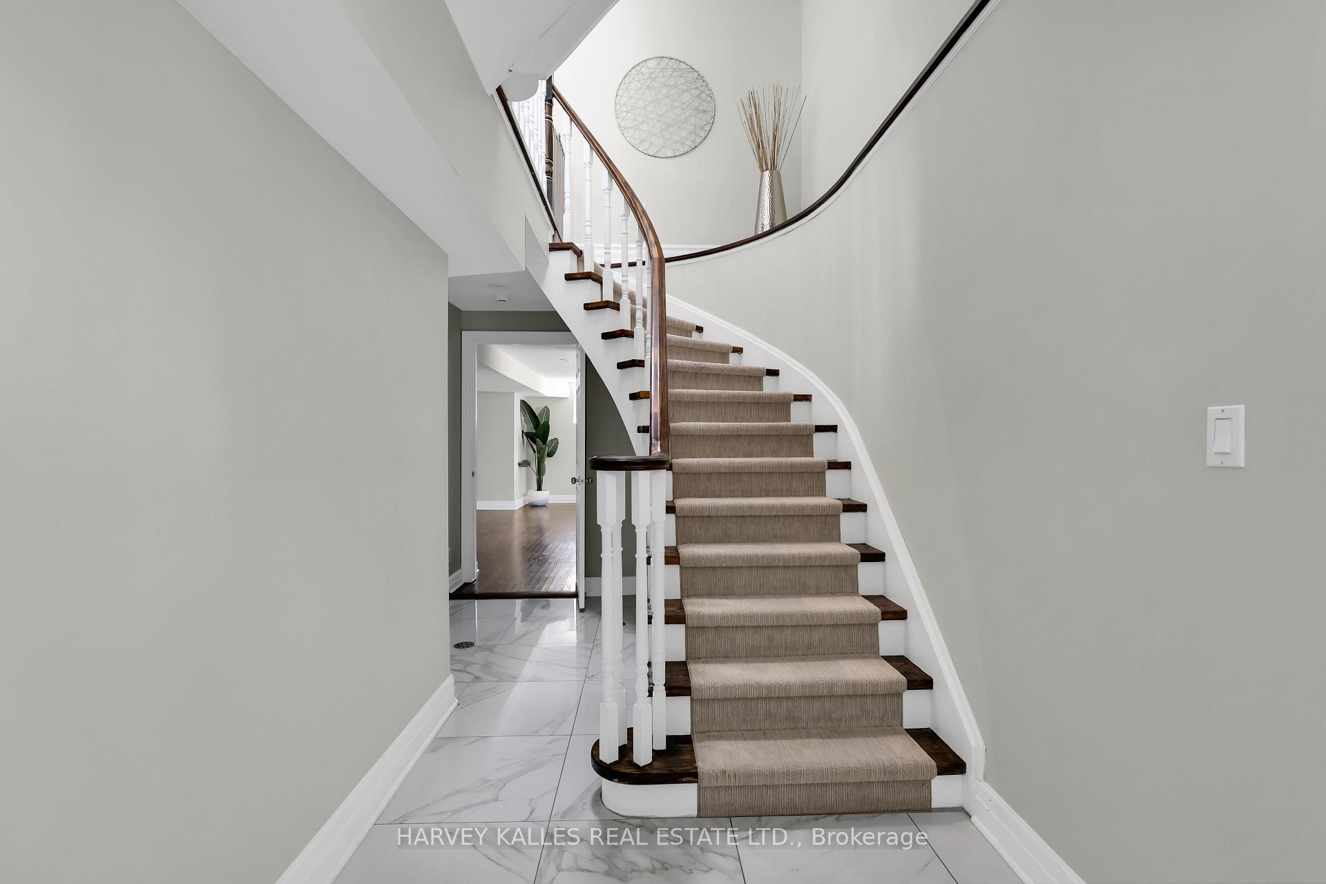 131 Bannockburn Avenue