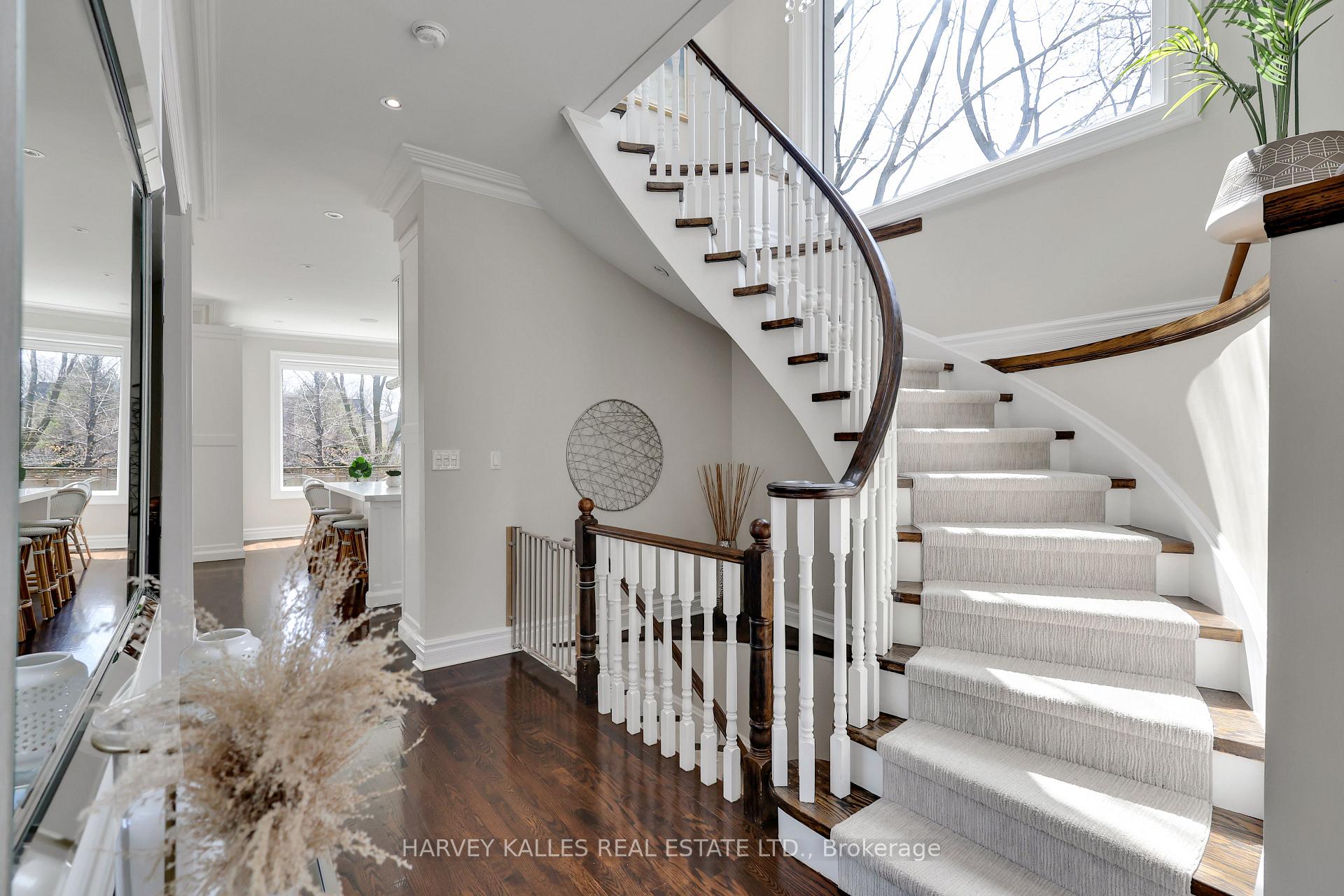 131 Bannockburn Avenue