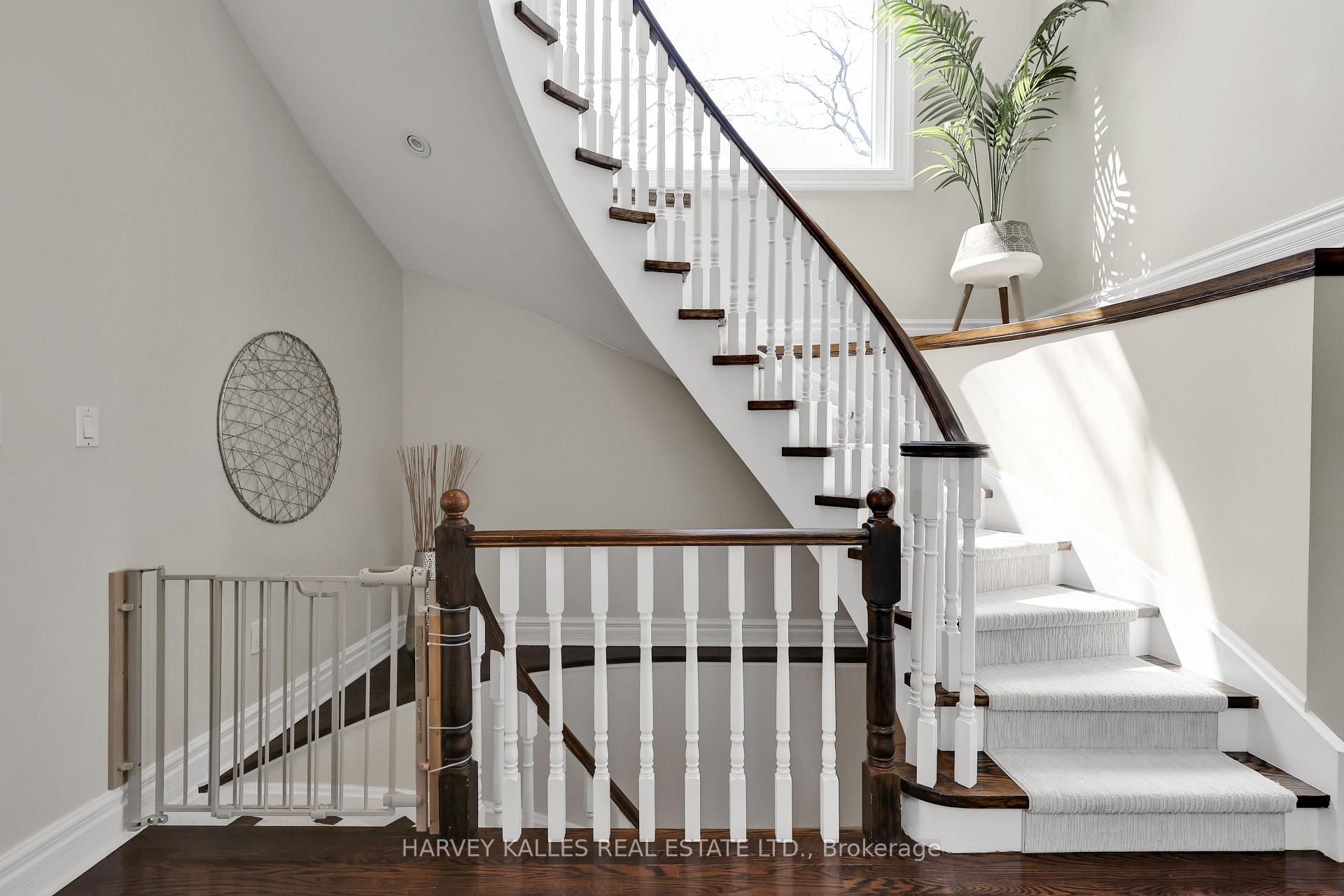 131 Bannockburn Avenue