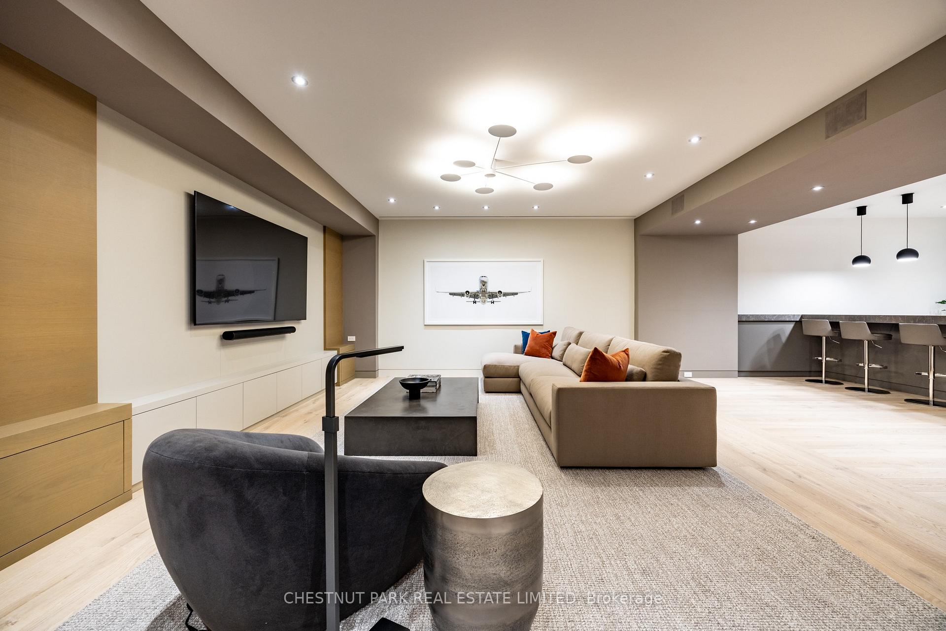 50 Teddington Park Avenue