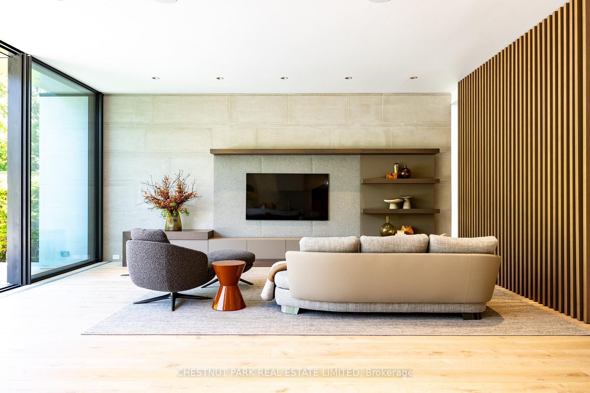 50 Teddington Park Avenue