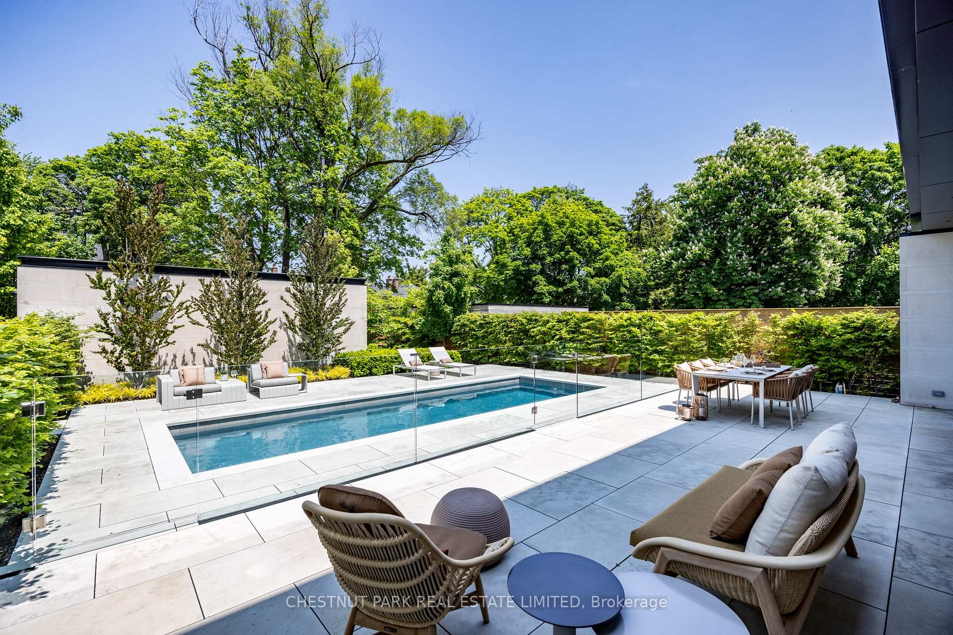 50 Teddington Park Avenue