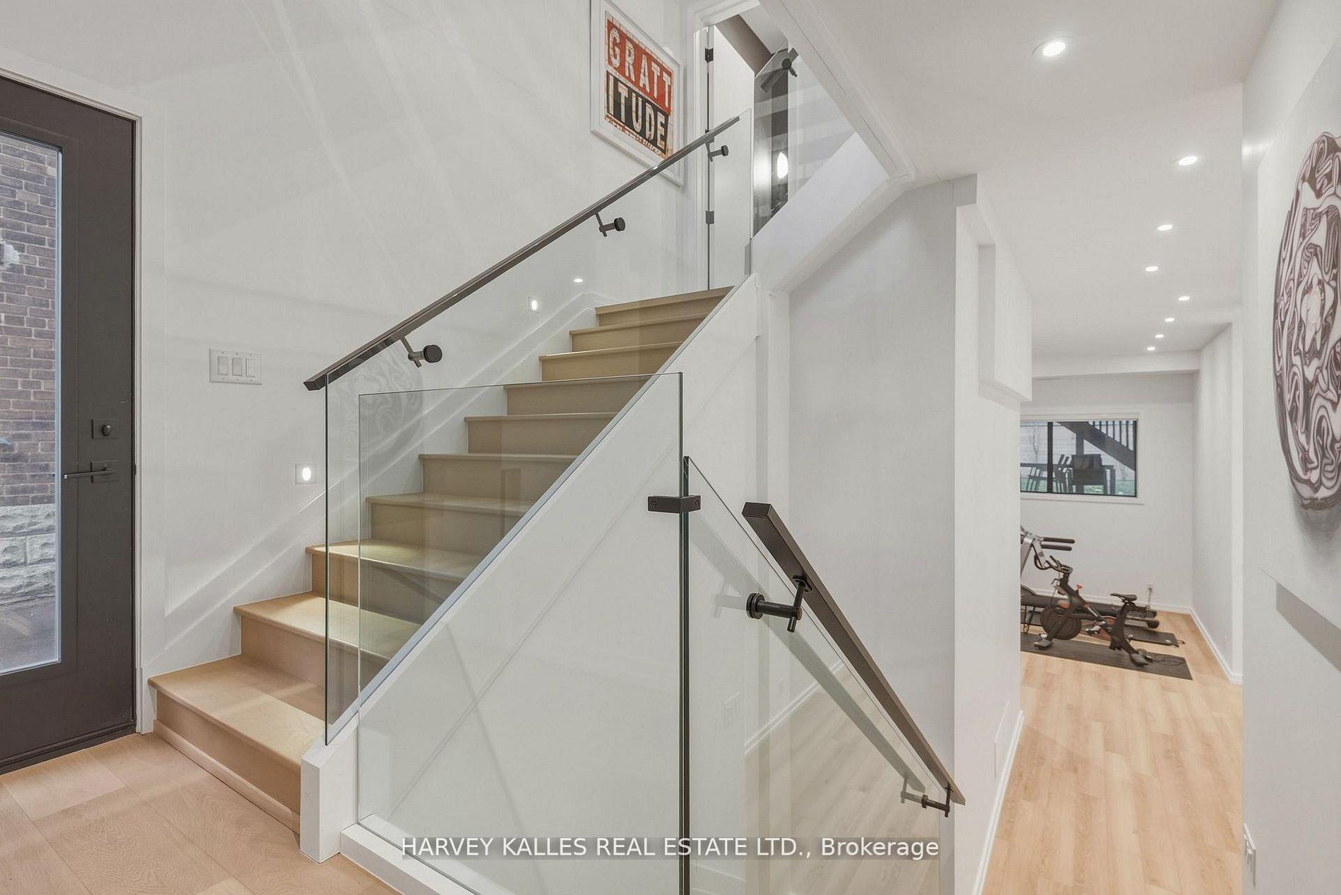 45 Gloucester Grove