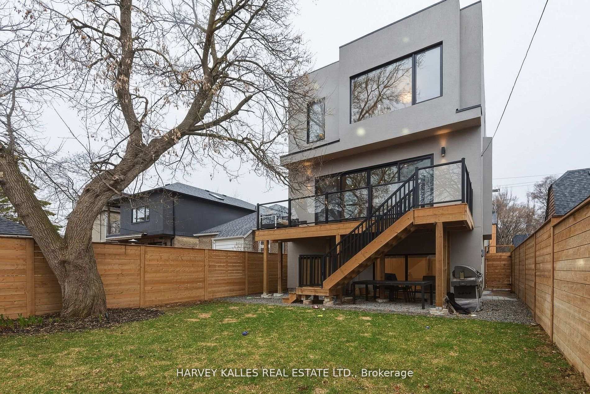 45 Gloucester Grove