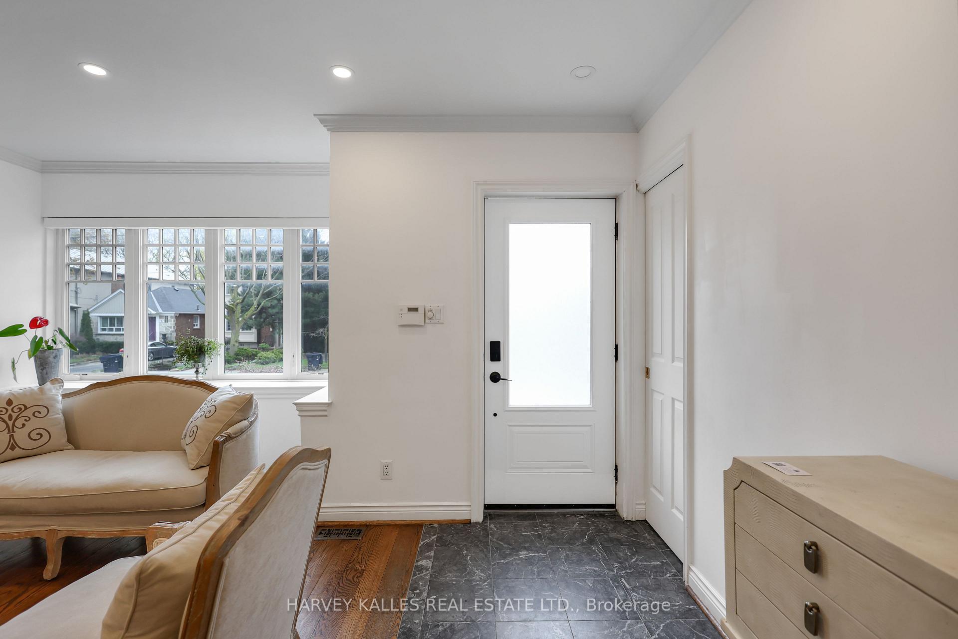 204 Brooke Avenue
