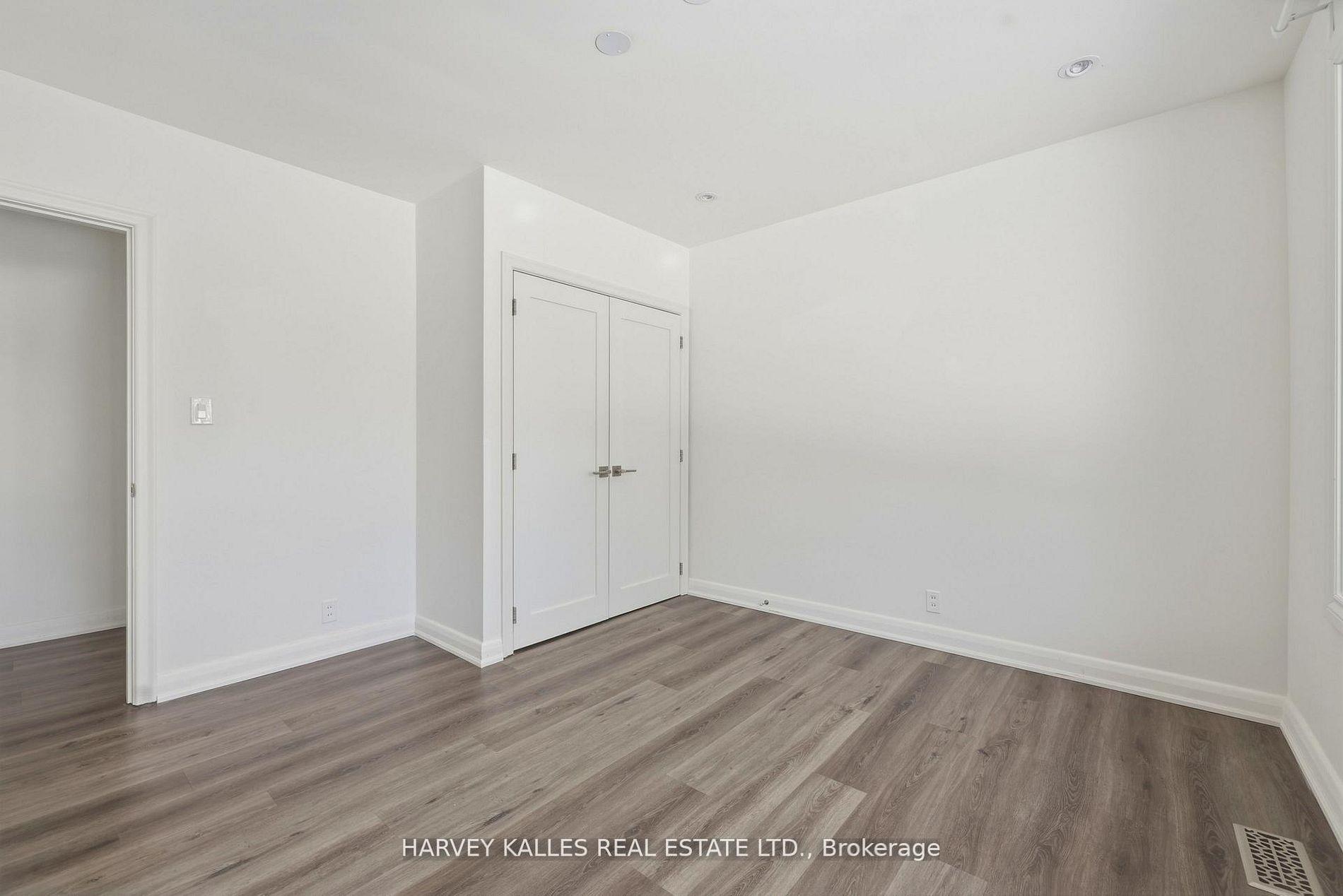 537 Blythwood Road