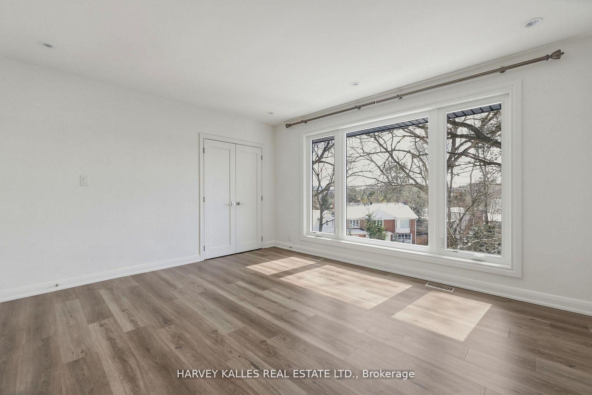 537 Blythwood Road