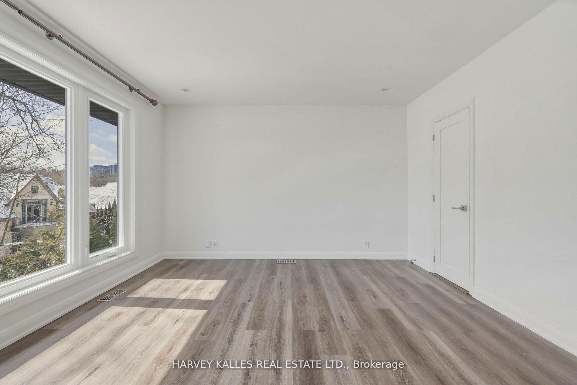 537 Blythwood Road