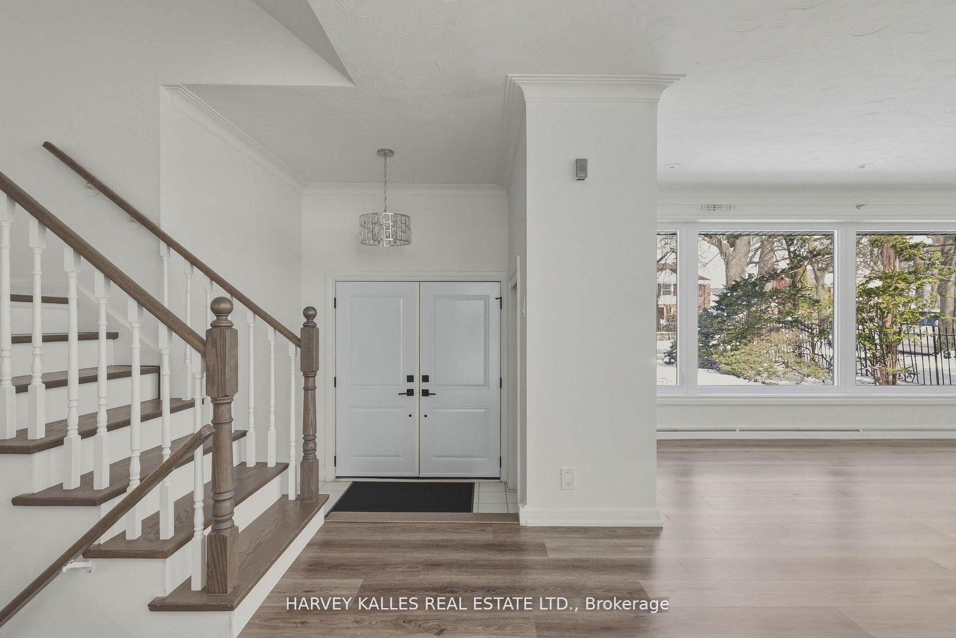 537 Blythwood Road