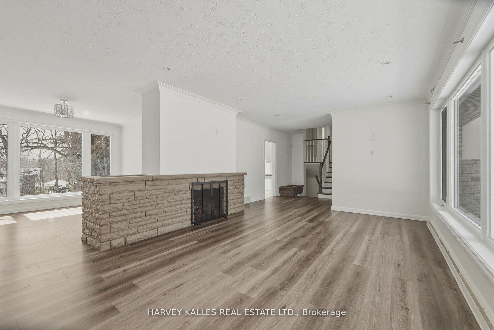 537 Blythwood Road