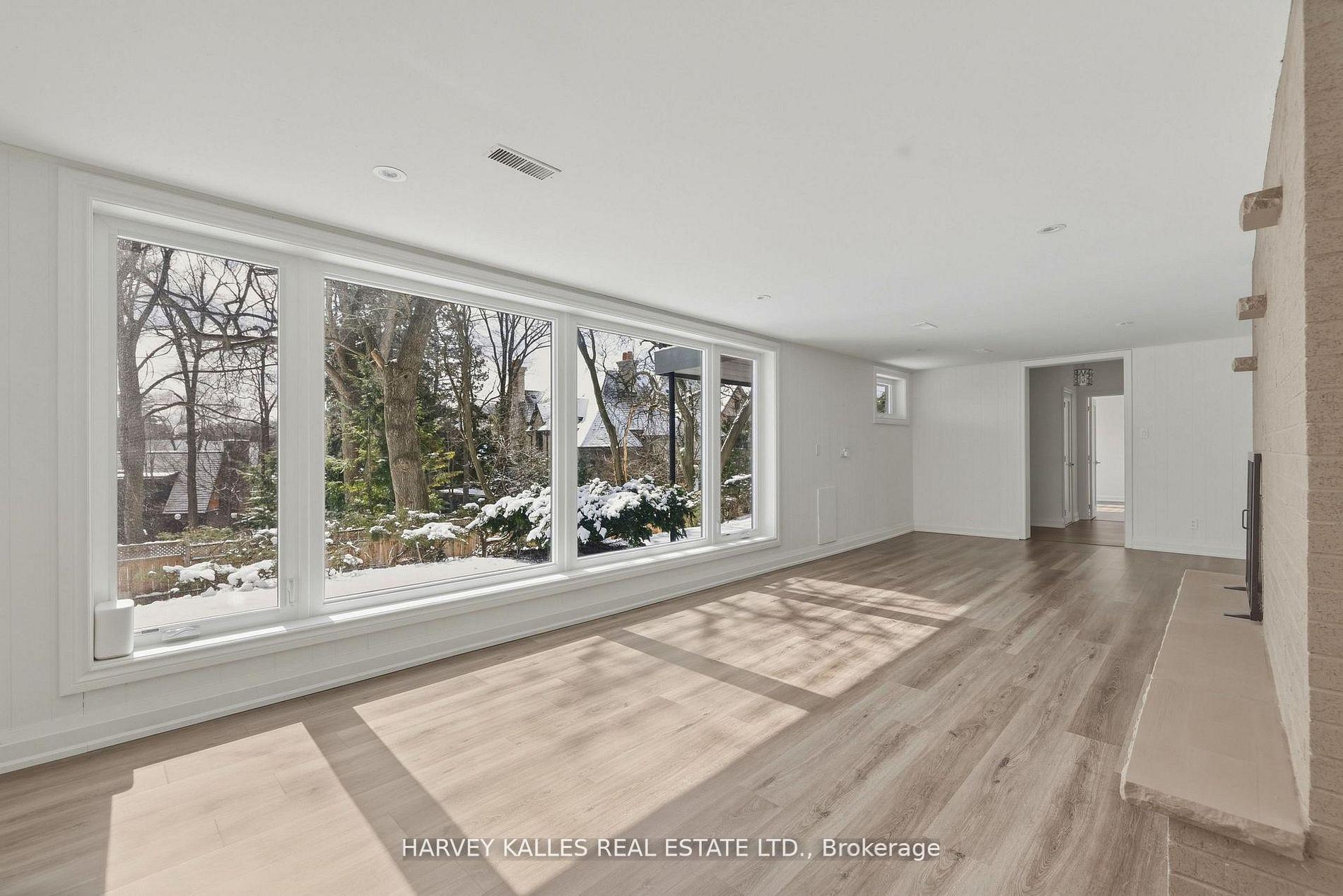 537 Blythwood Road