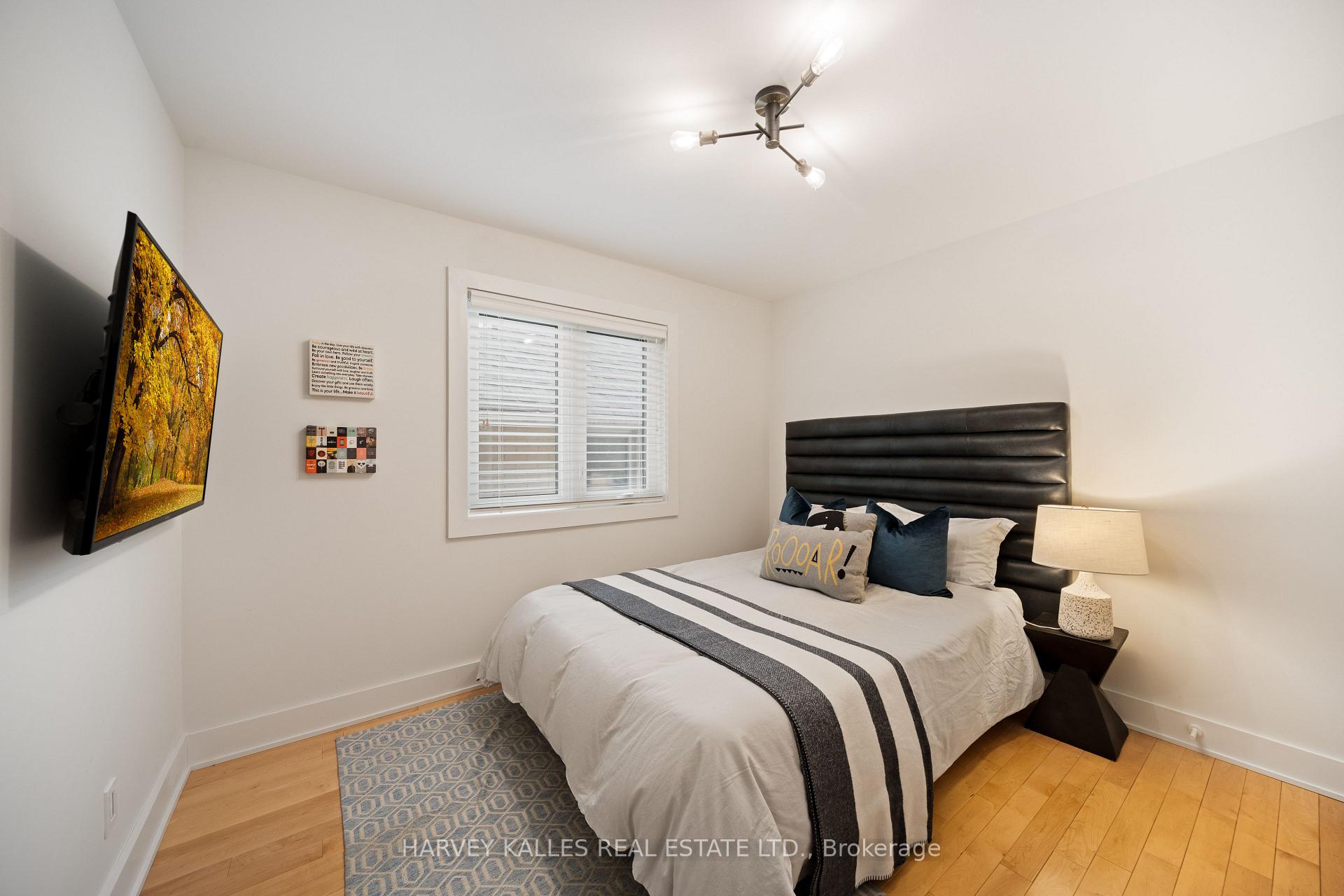 434 Bedford Park Avenue