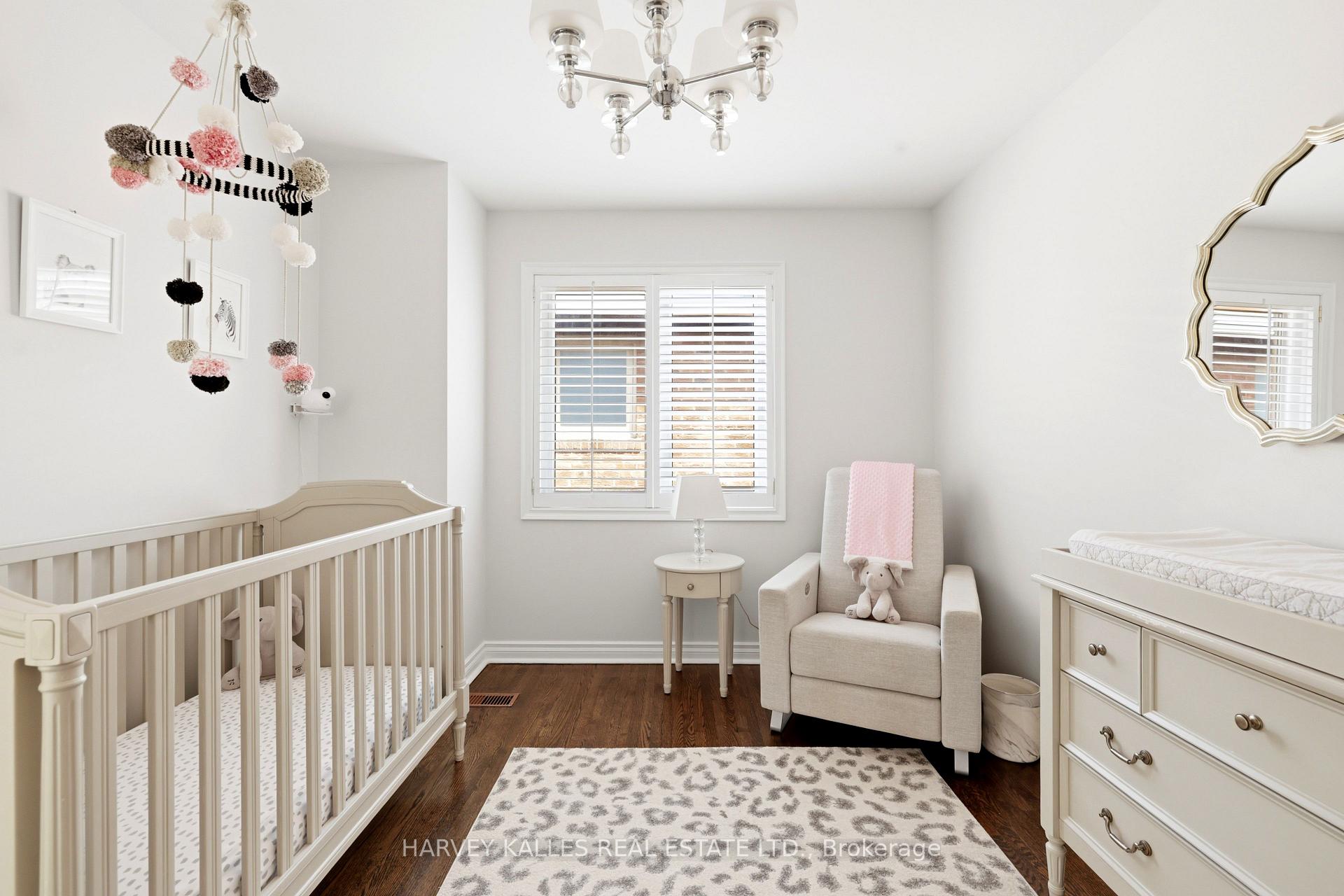 1065 Spadina Road