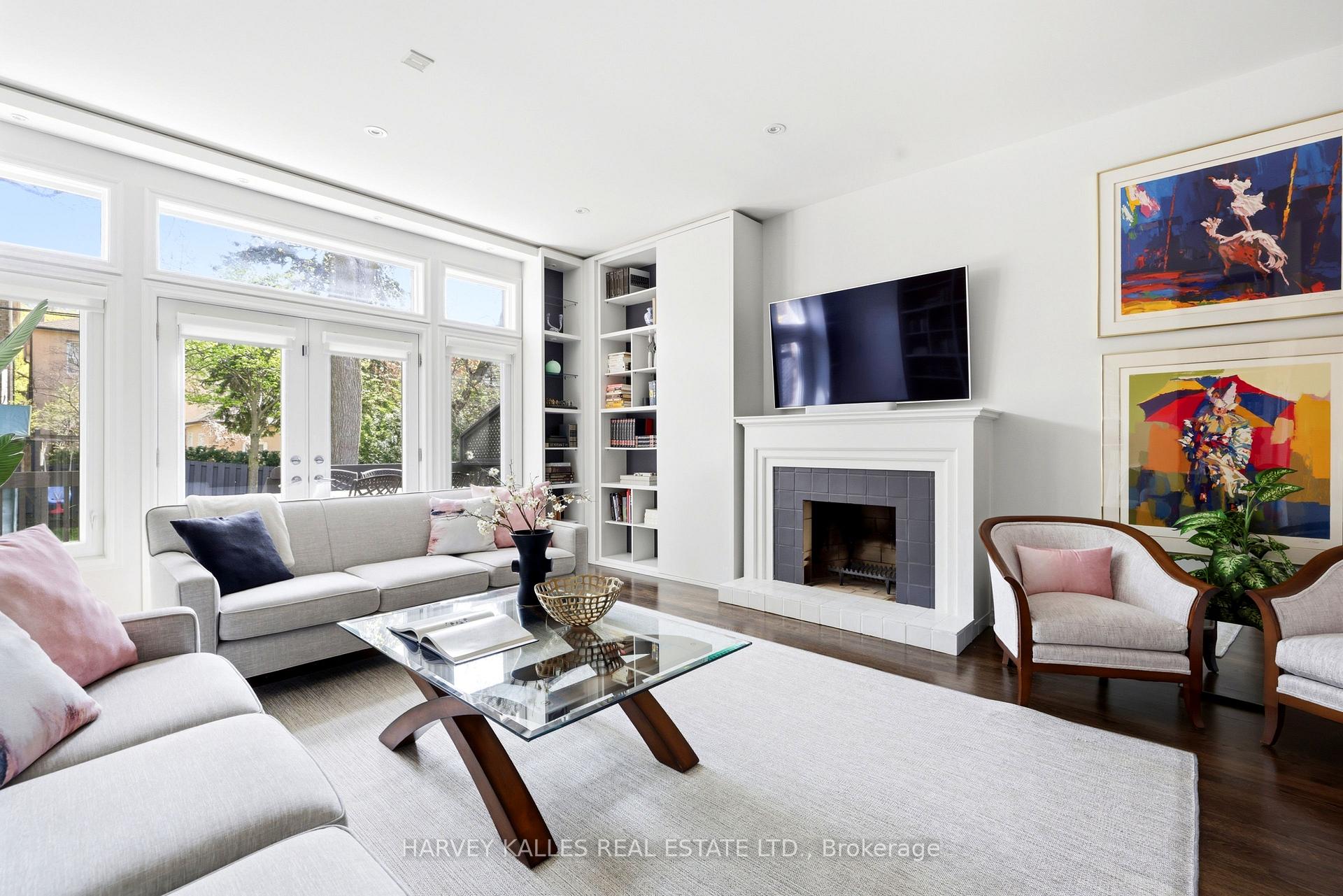 1065 Spadina Road