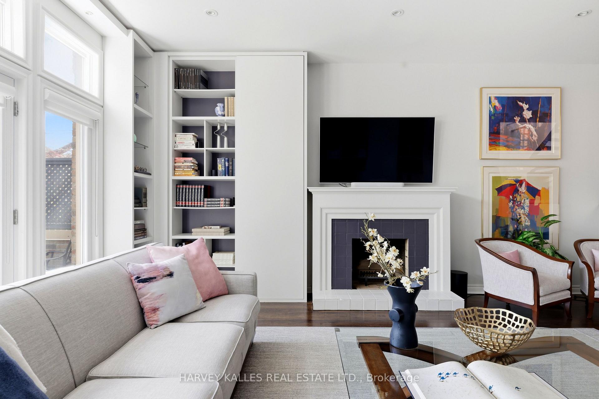 1065 Spadina Road