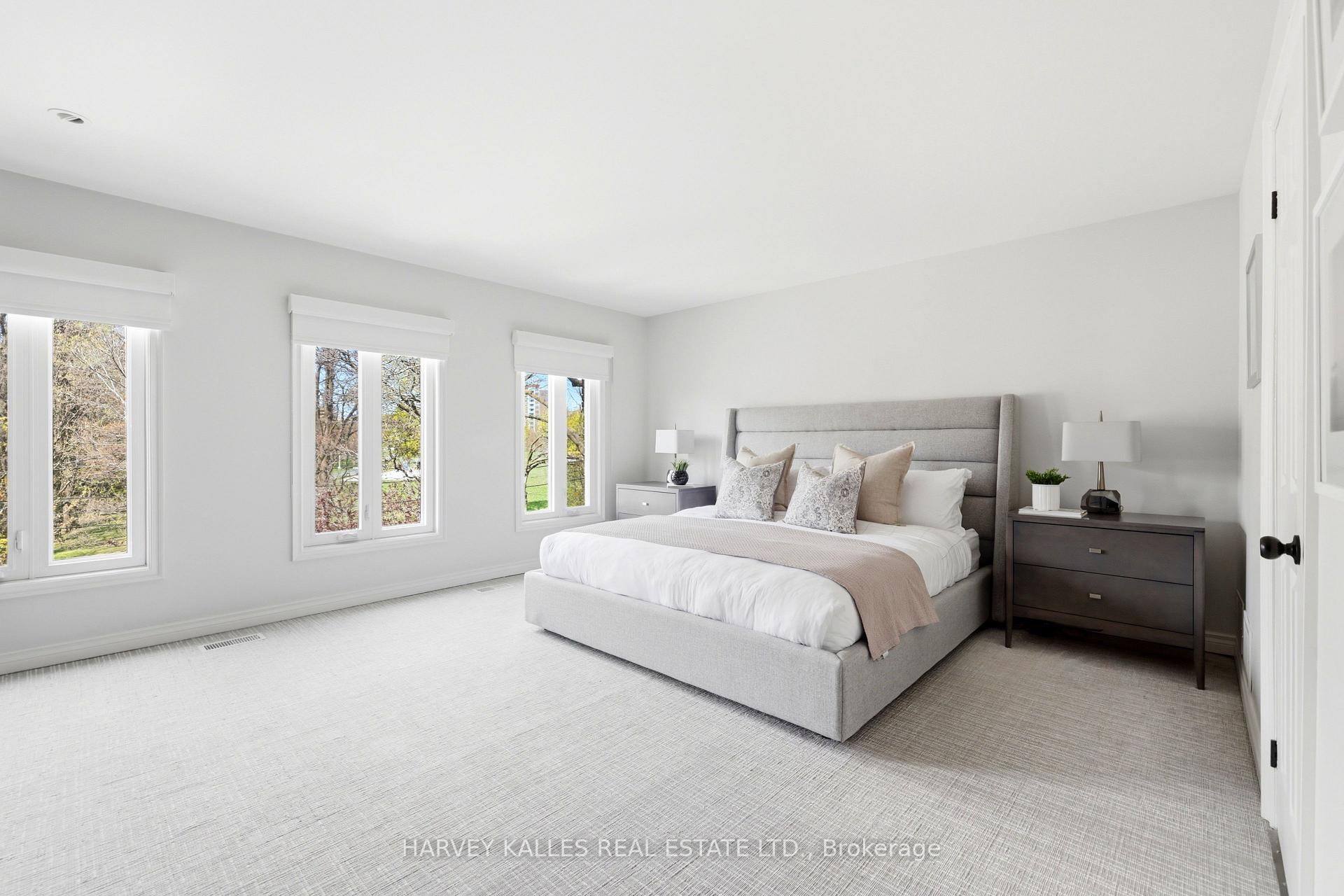 1065 Spadina Road