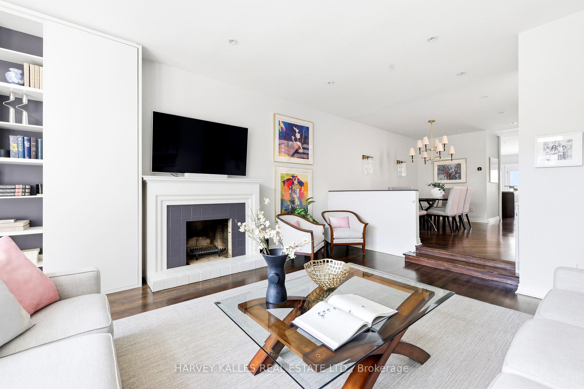 1065 Spadina Road