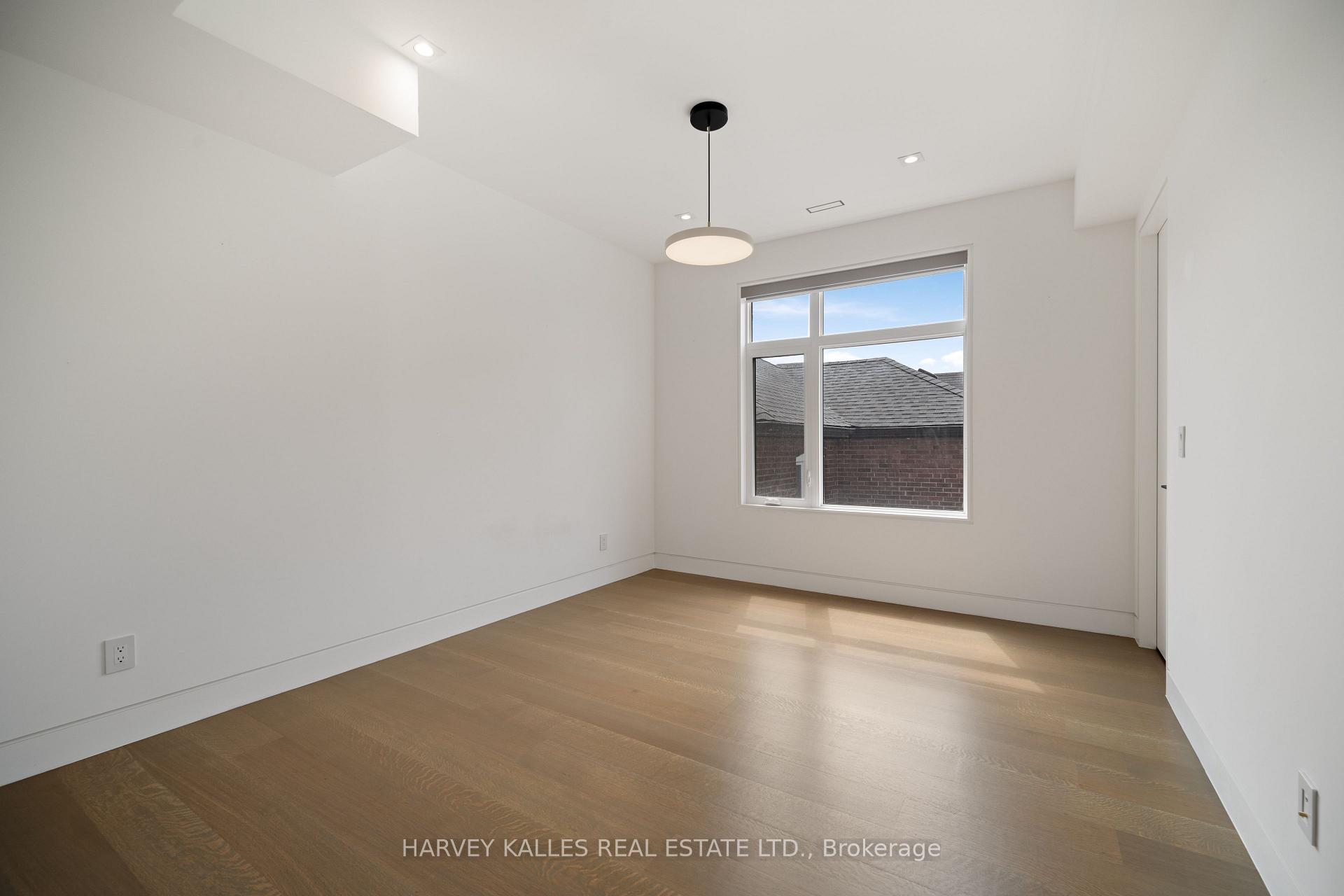 52 Elmsthorpe Avenue