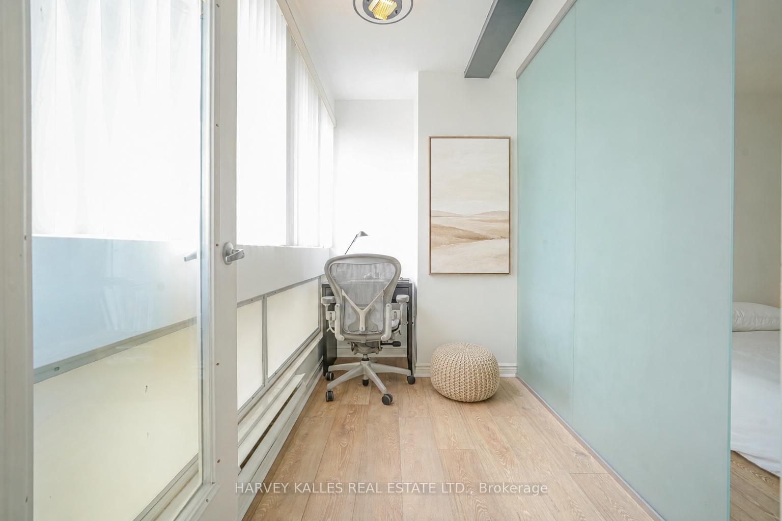 7 Broadway Avenue 609