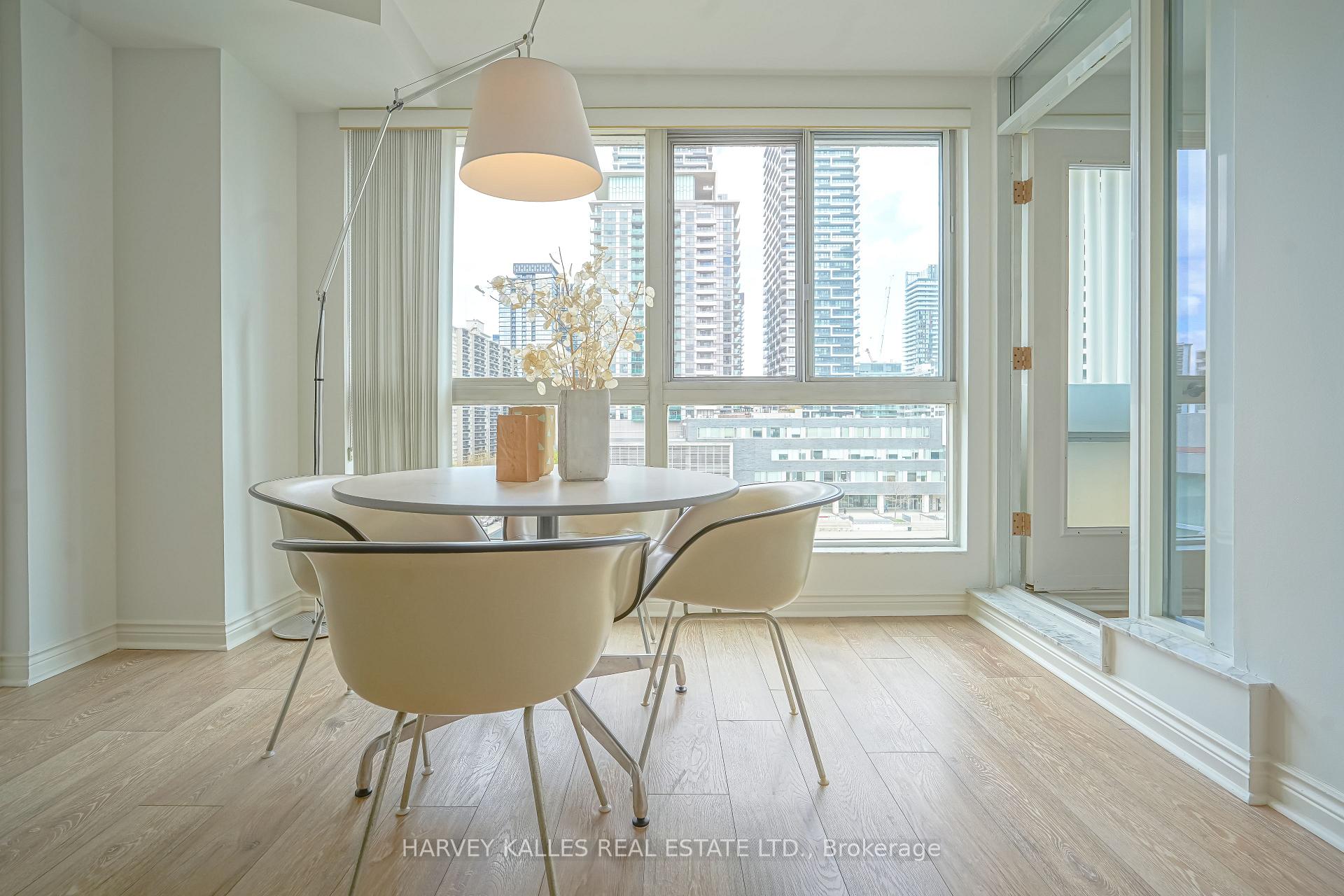 7 Broadway Avenue 609