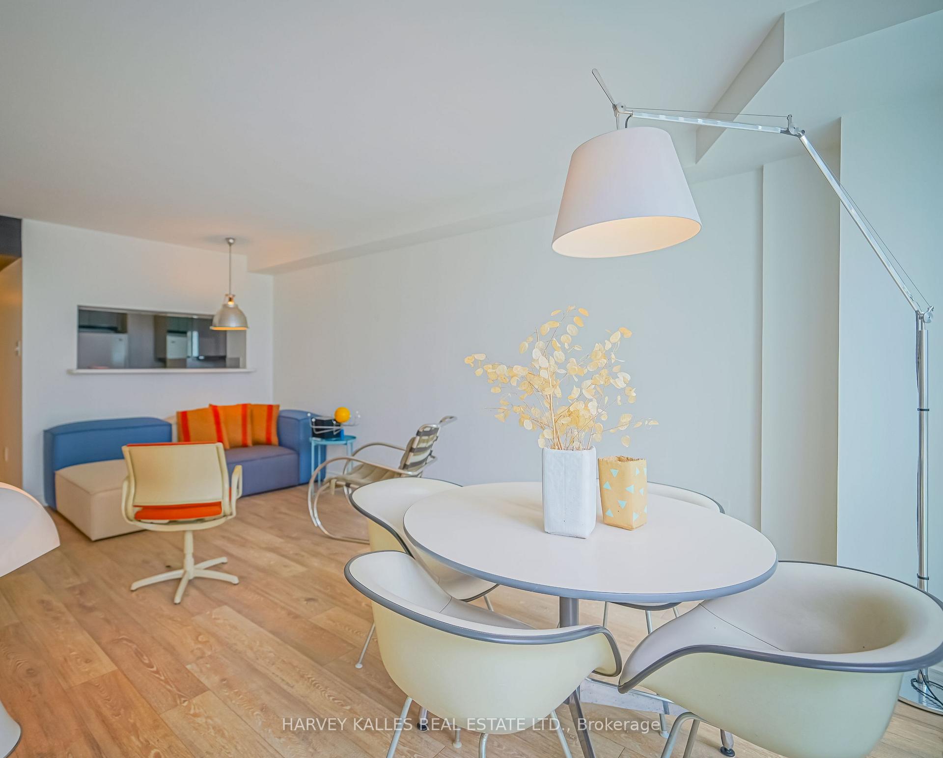 7 Broadway Avenue 609