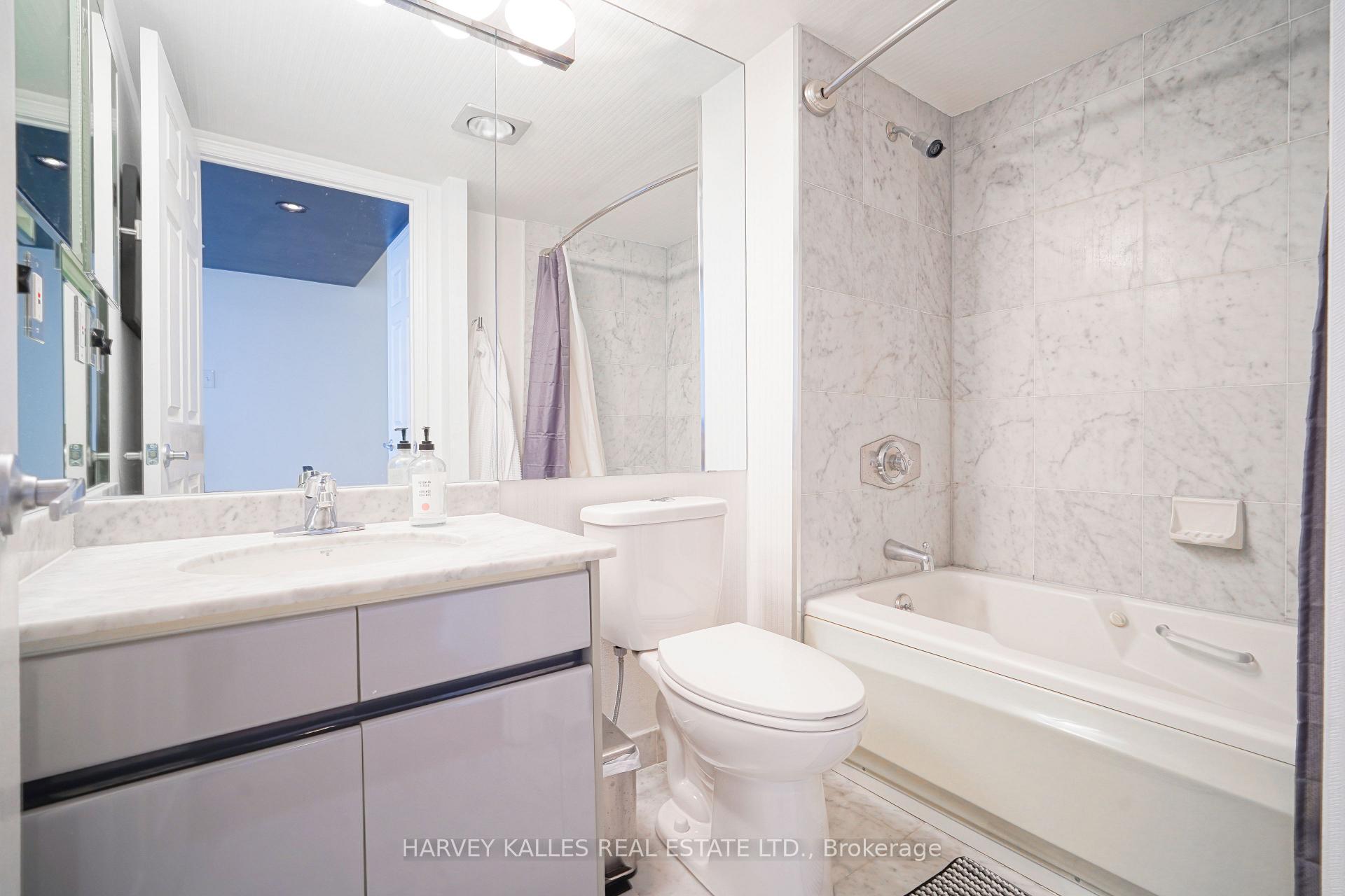 7 Broadway Avenue 609