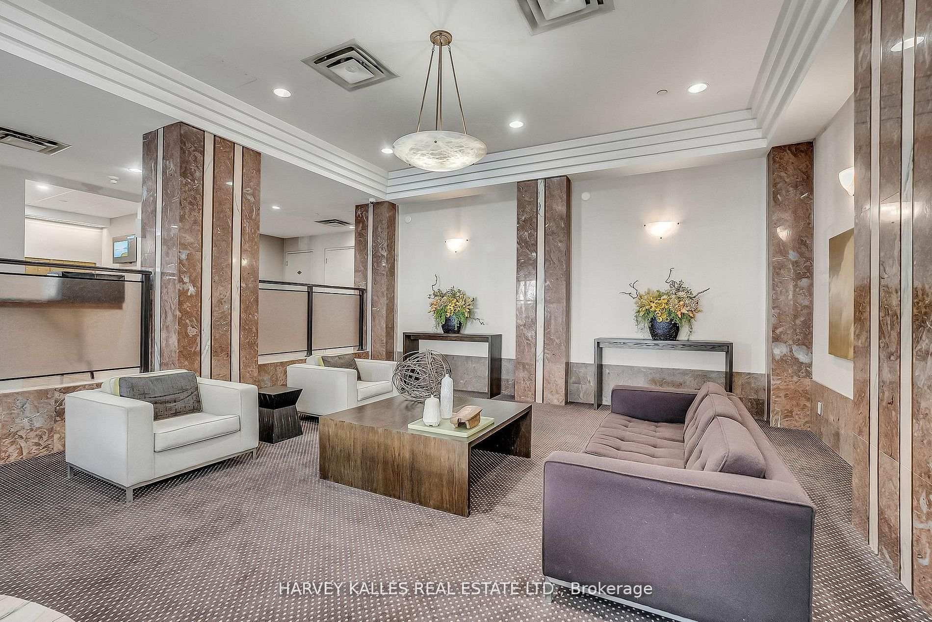 7 Broadway Avenue 609