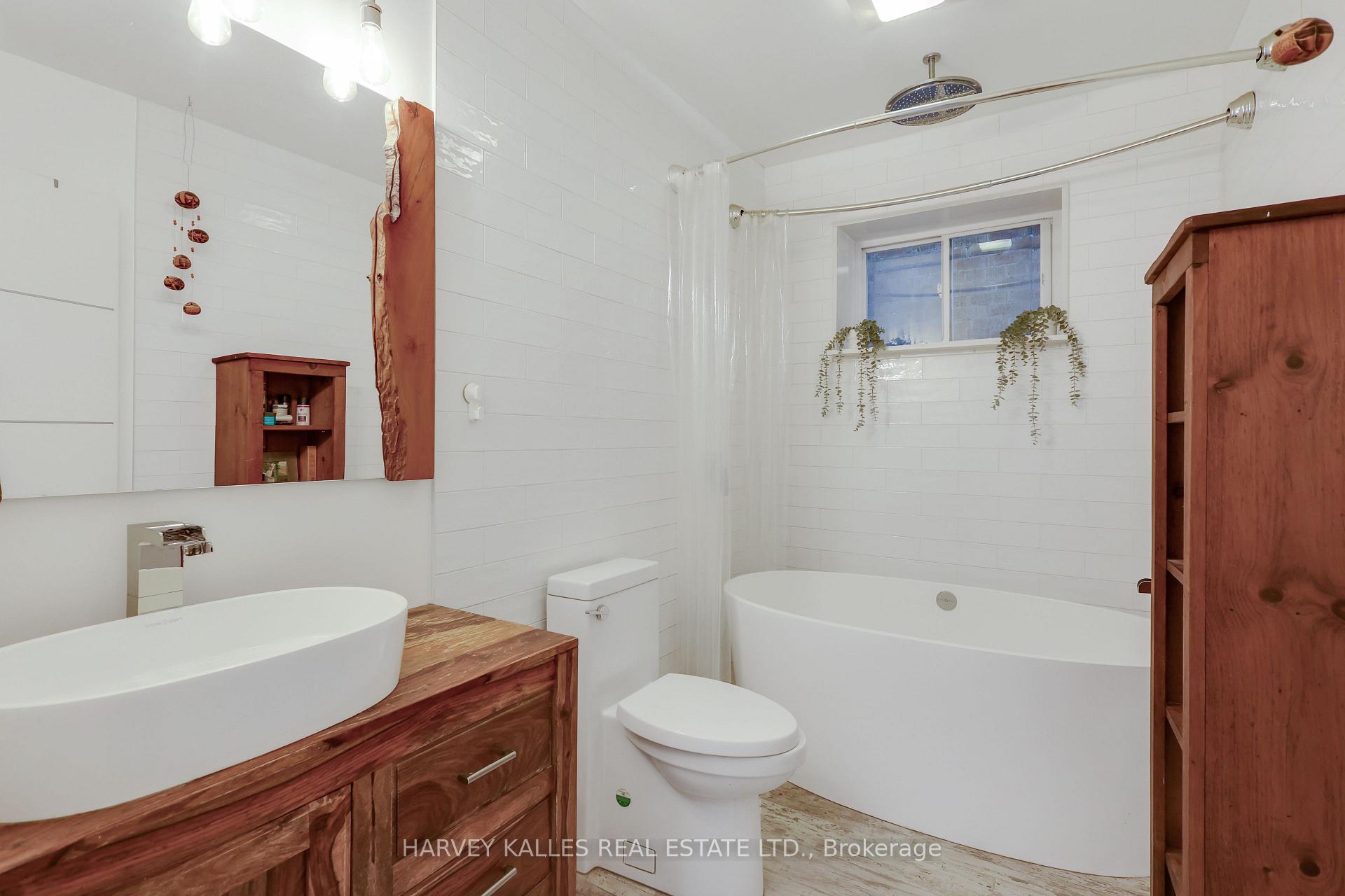 84 Edith Drive