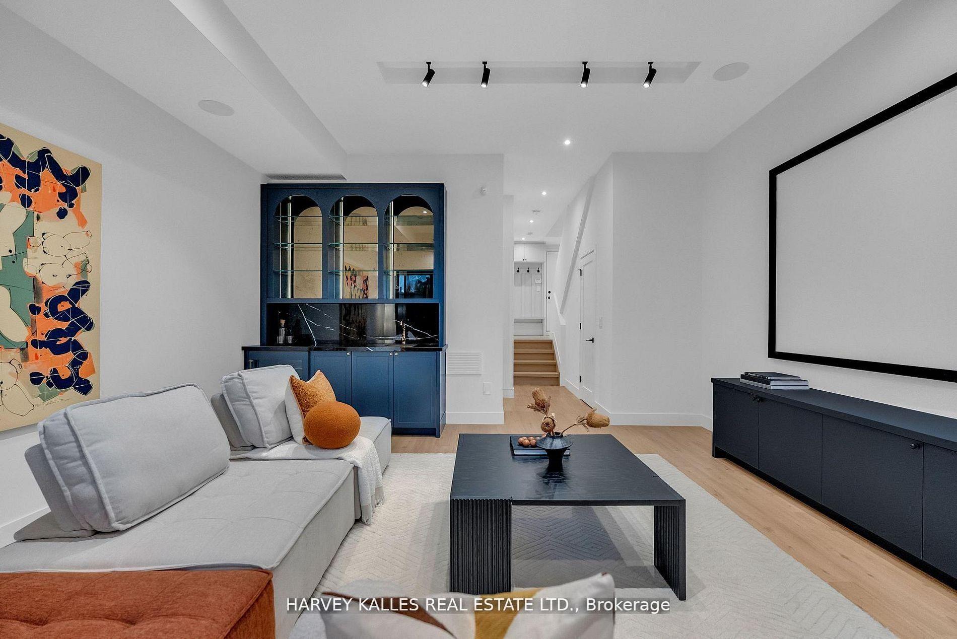 101 Briar Hill Avenue