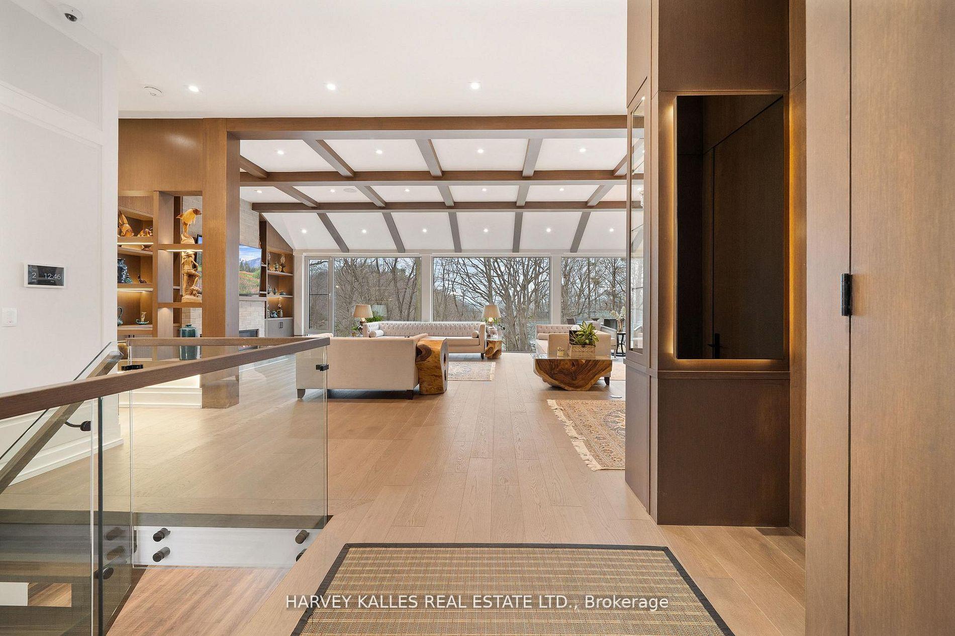 140 Sandringham Drive