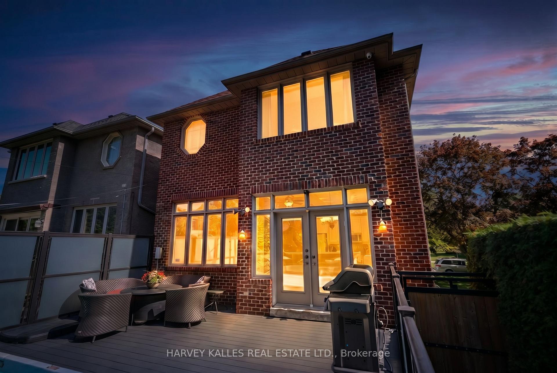 466 Glengarry Avenue