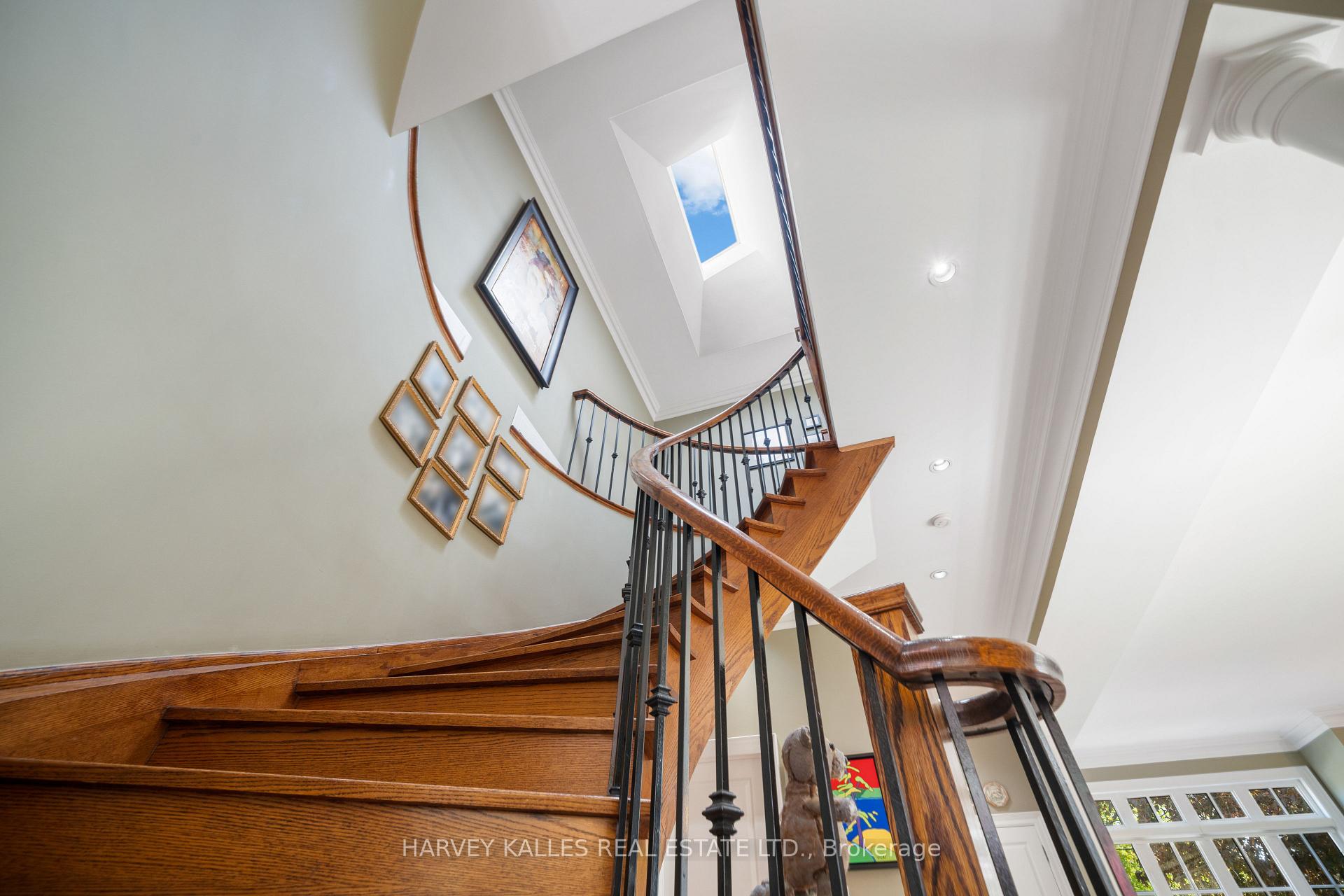 466 Glengarry Avenue