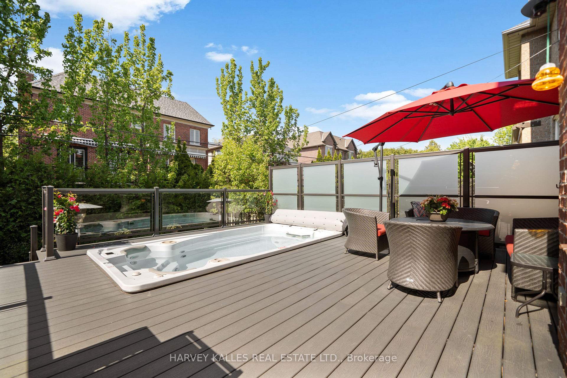 466 Glengarry Avenue