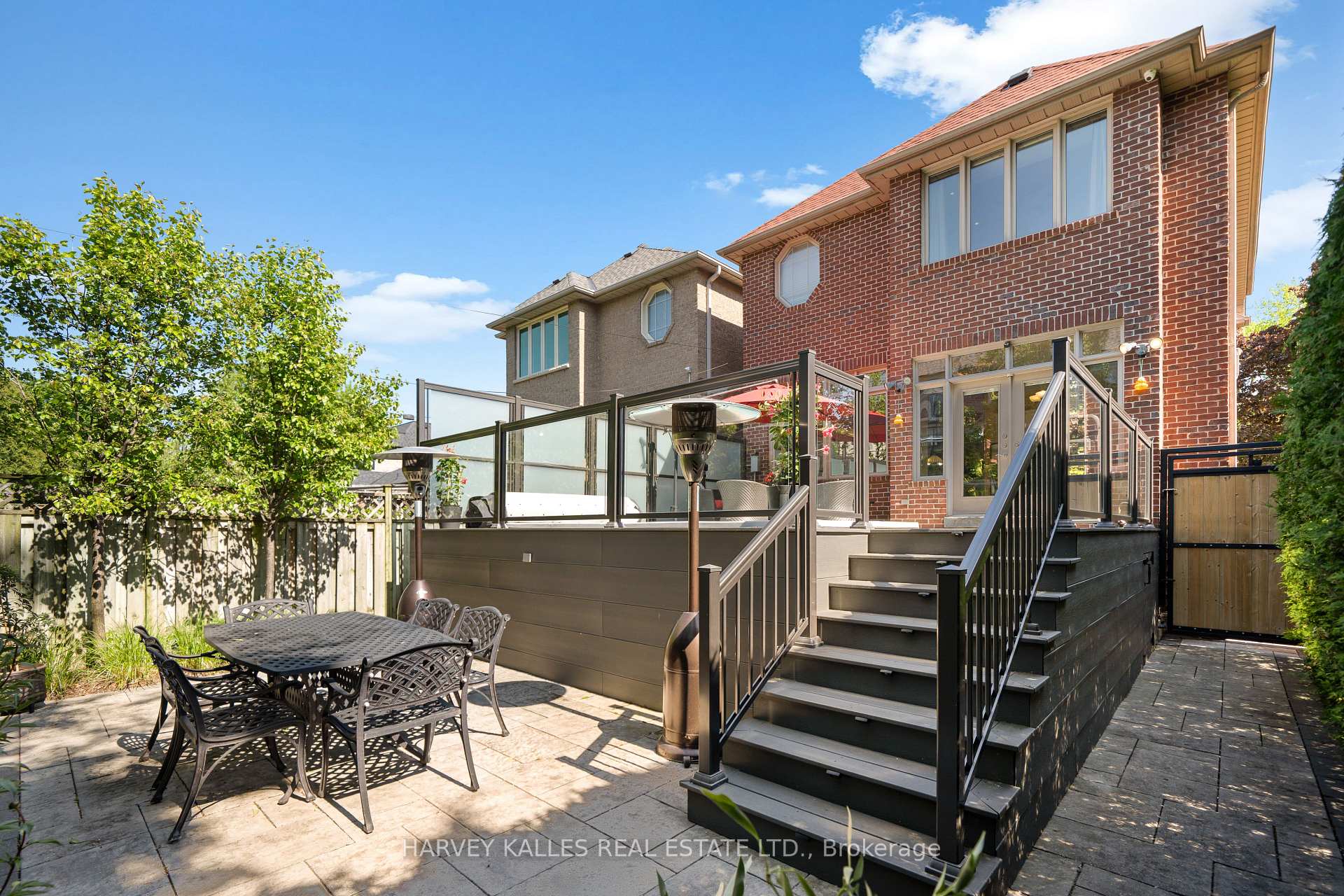 466 Glengarry Avenue
