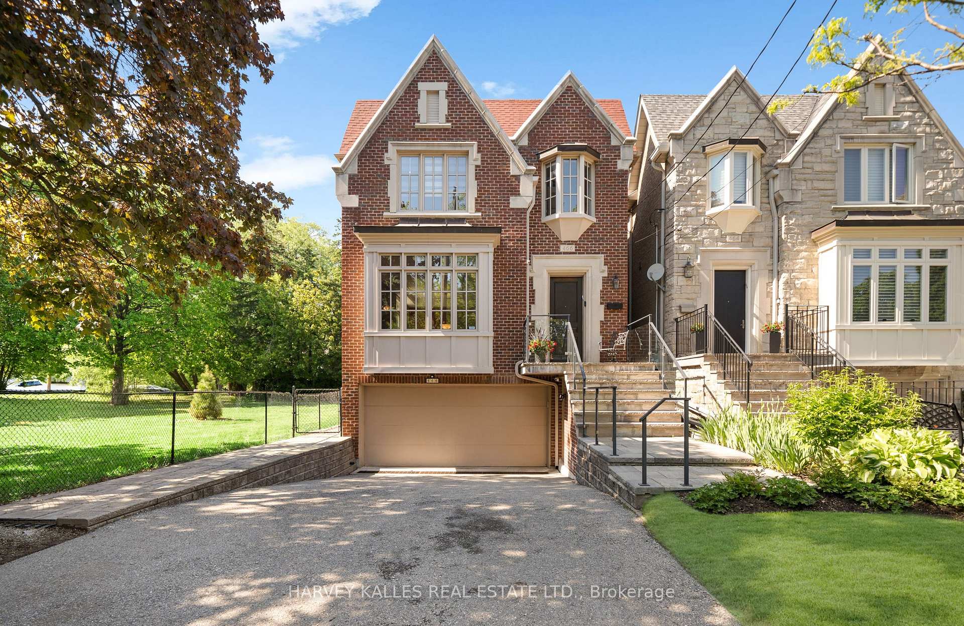 466 Glengarry Avenue