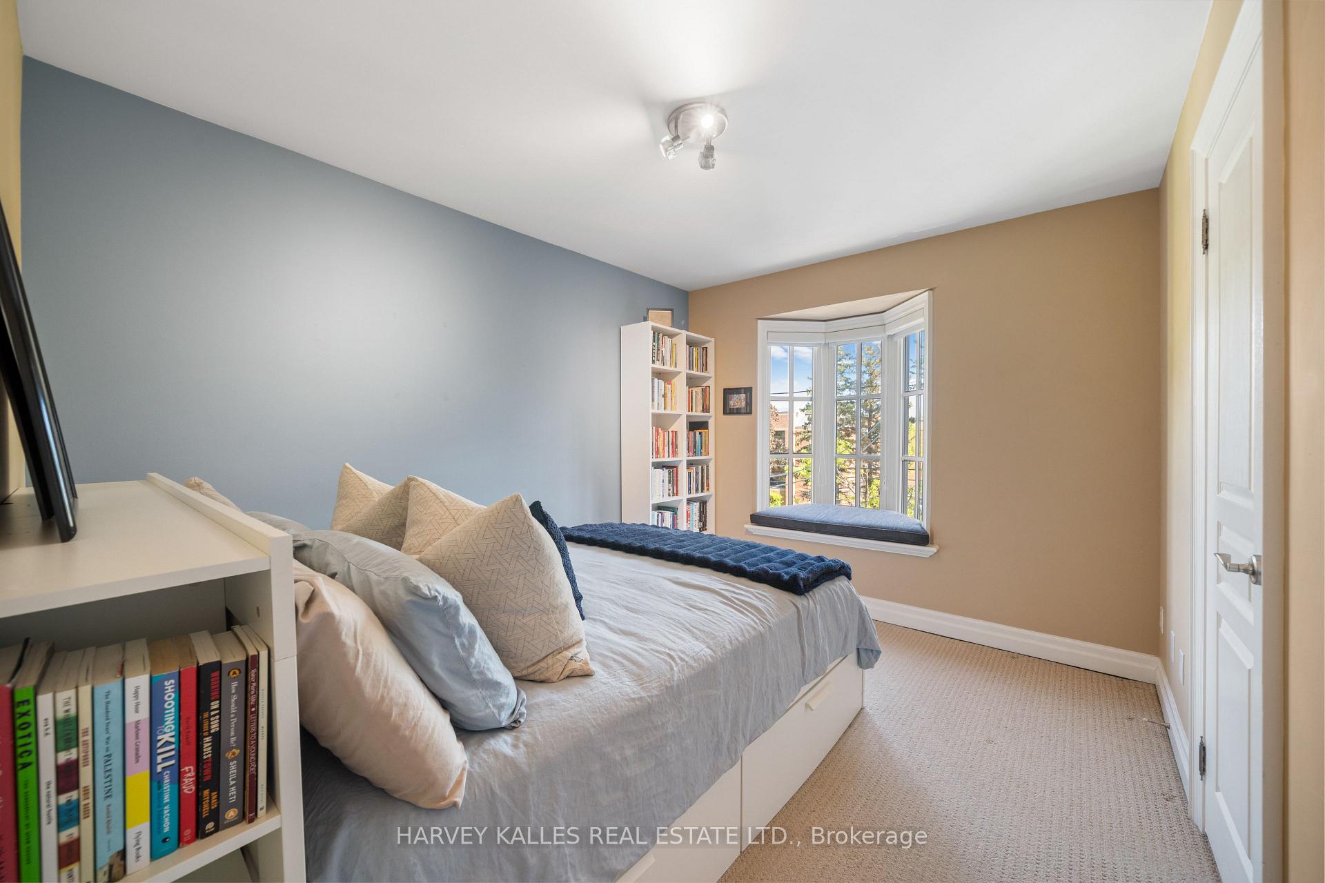 466 Glengarry Avenue