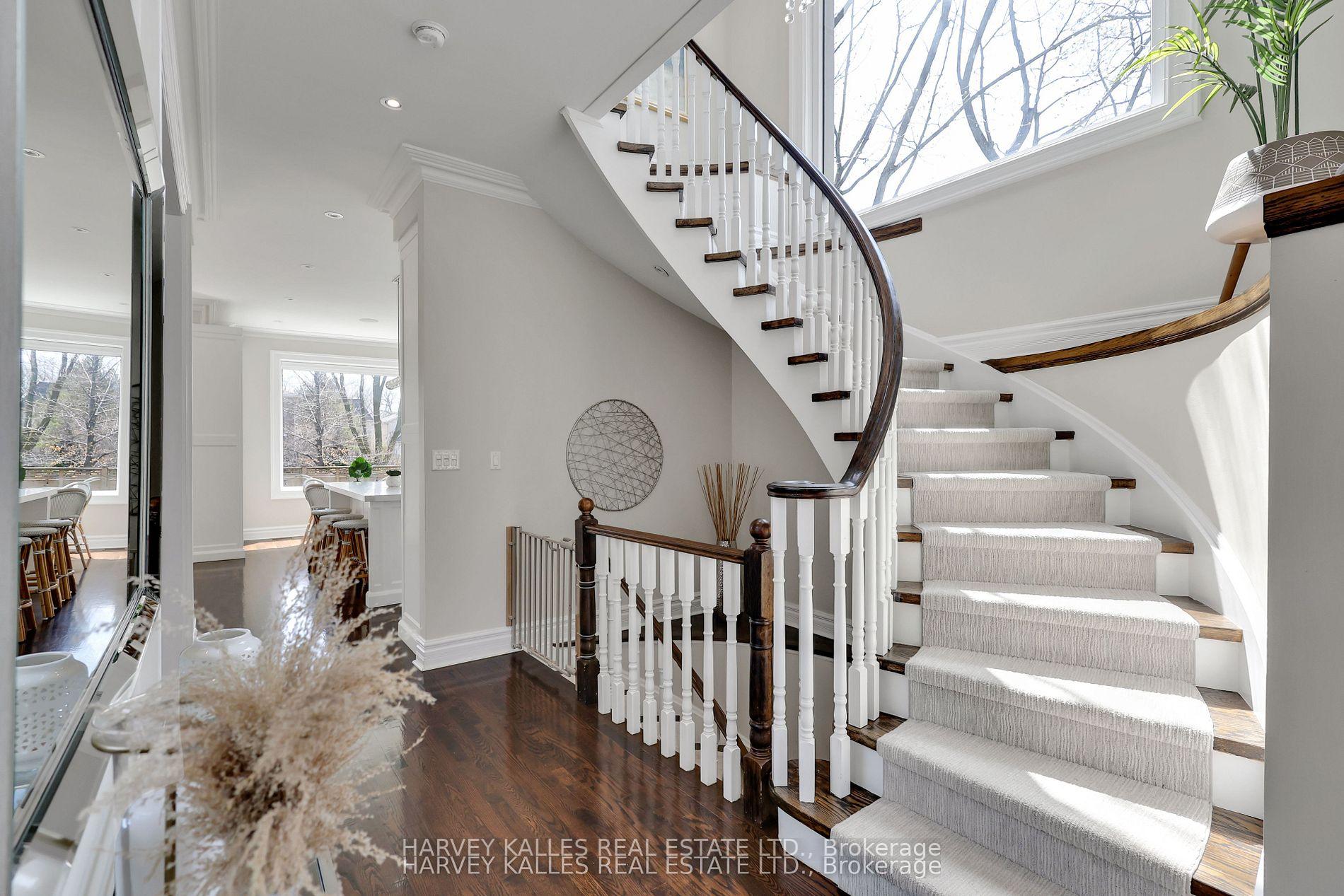 131 Bannockburn Avenue